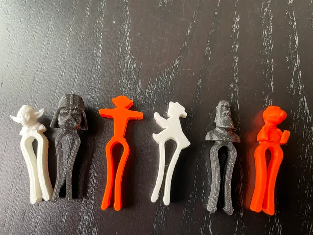 Glas clips: Figures (Part 2 of 3)