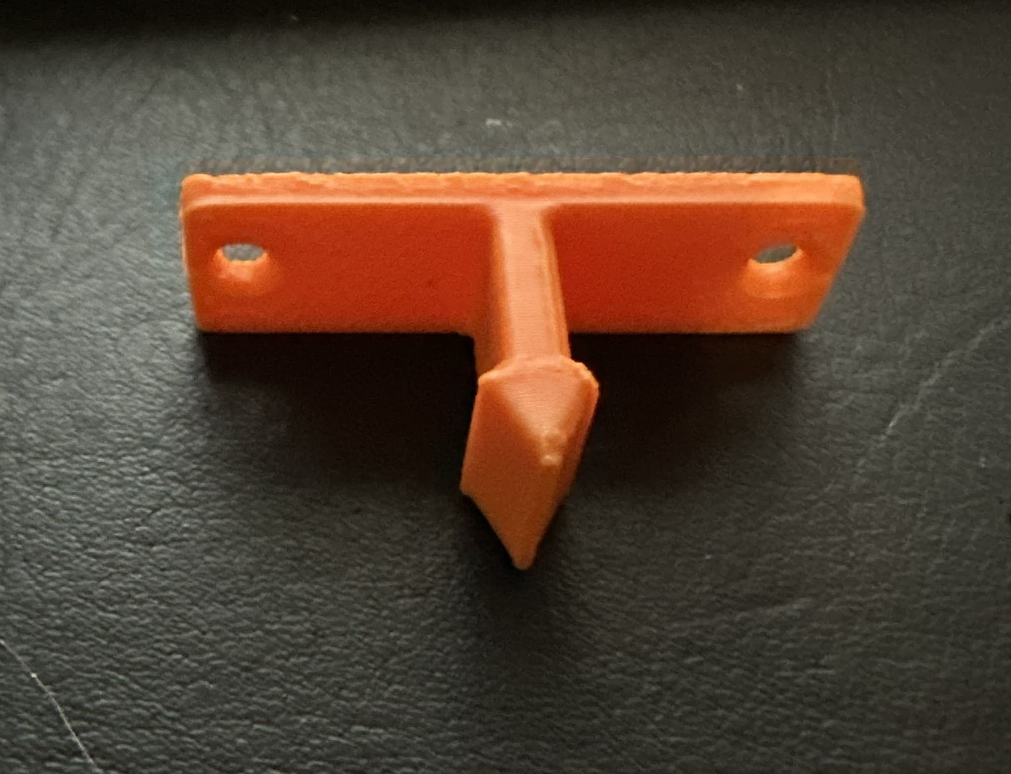 Replacement clip pin for floor register
