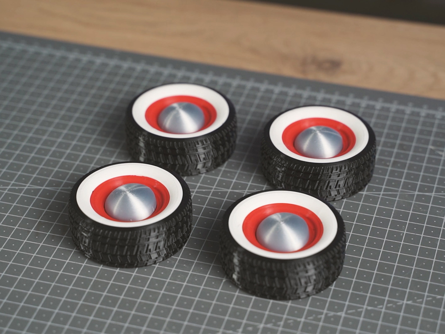 Ruedas clásicas para BTTF DeLorean RC