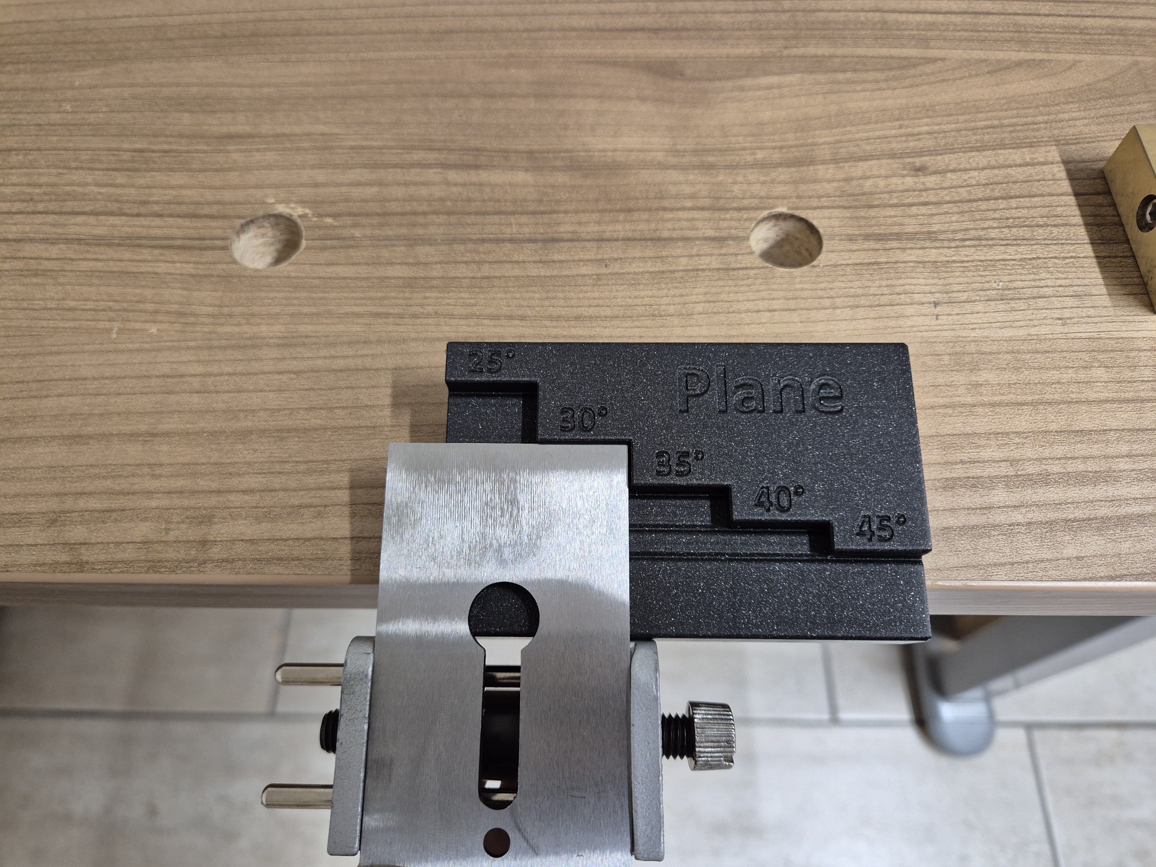 plane iron sharpening guide setup tool — miniatura 2