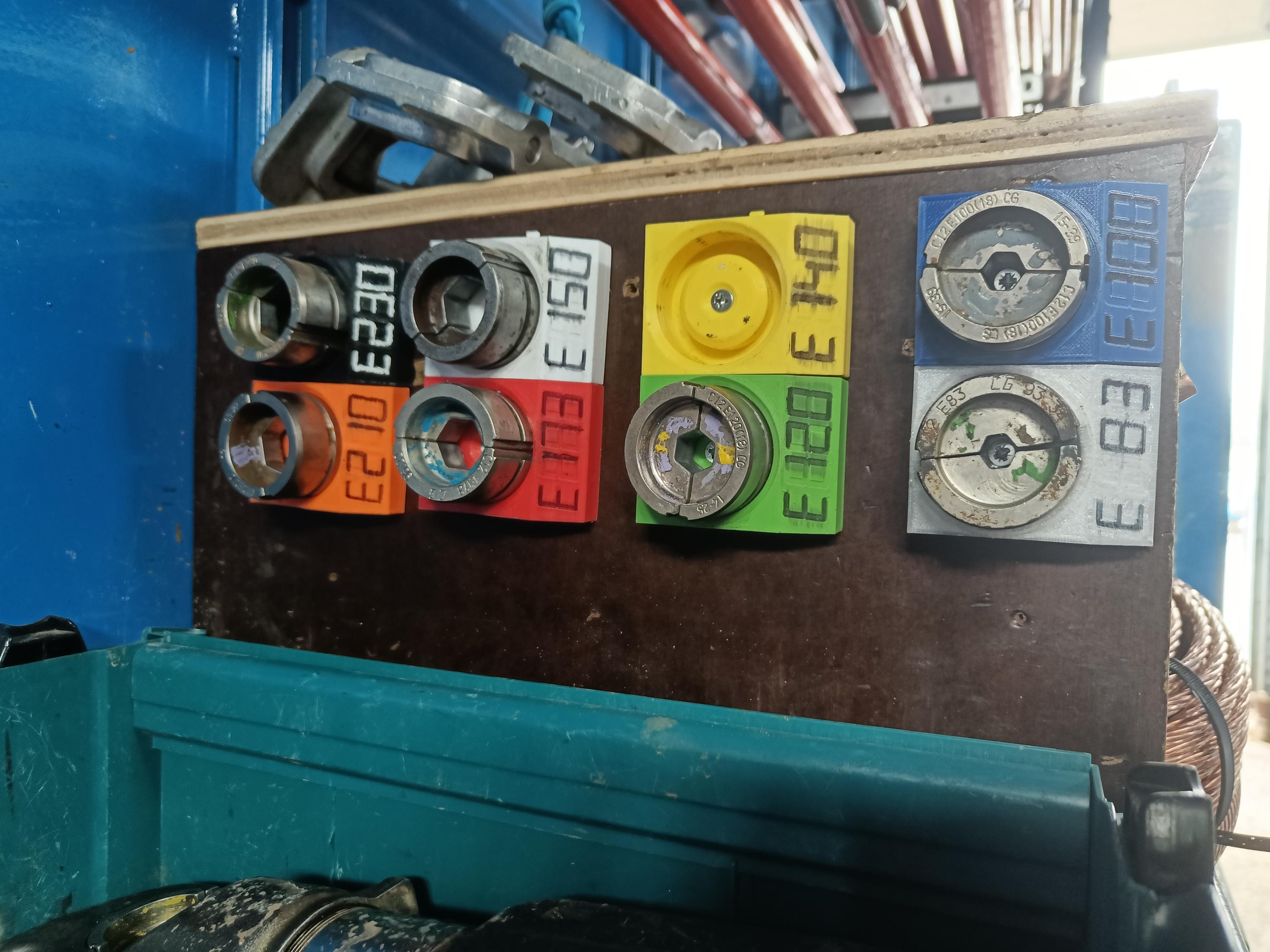 Rangement matrice sertissage