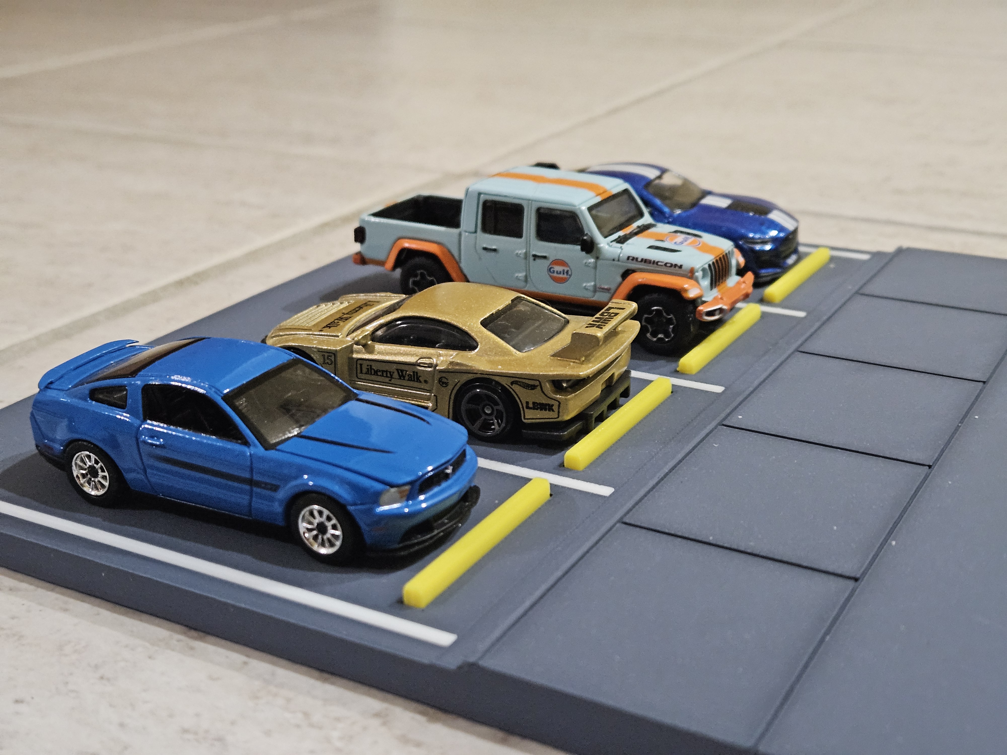 1:64 Parking Lot