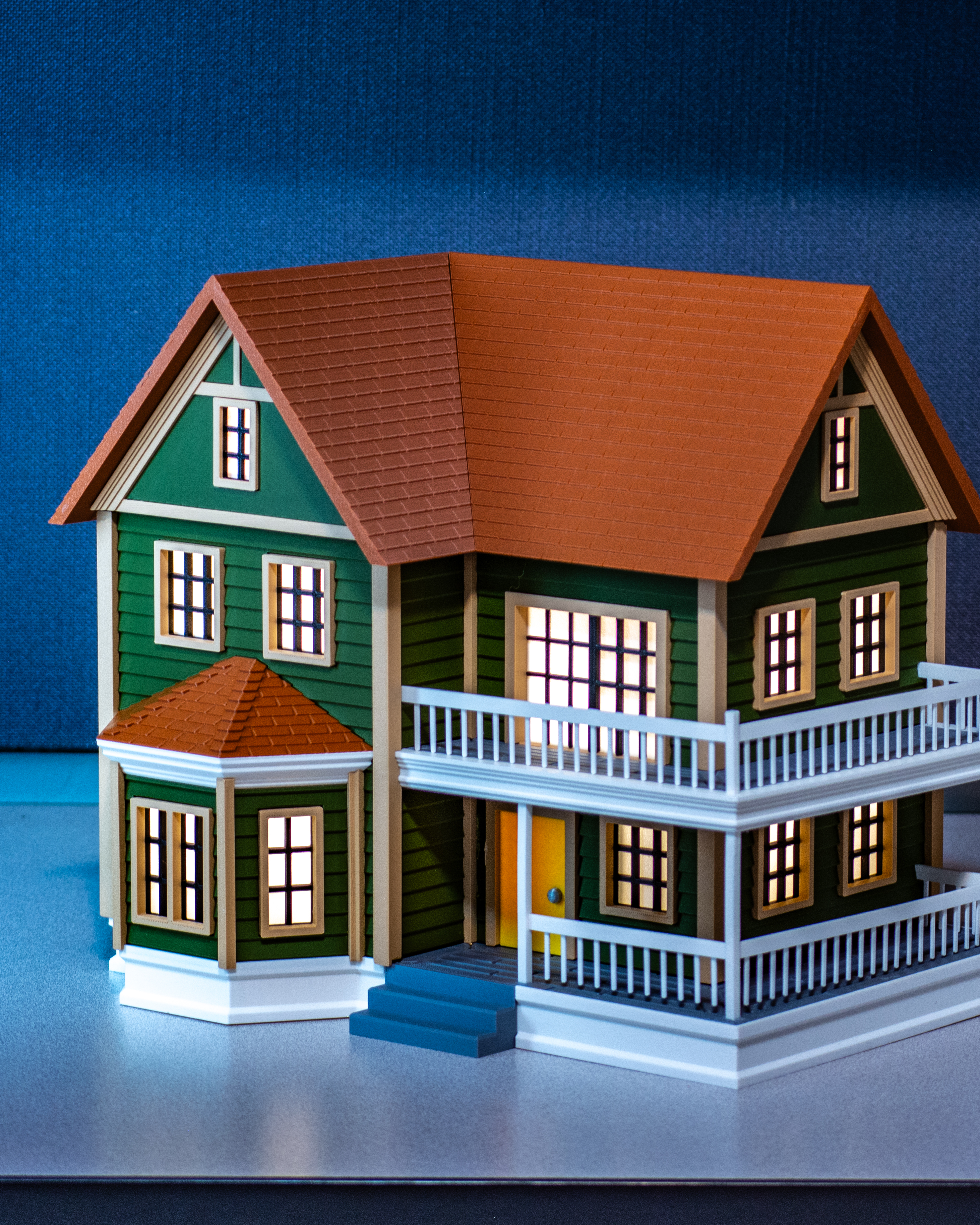 Huge House - No AMS (or similar system) required