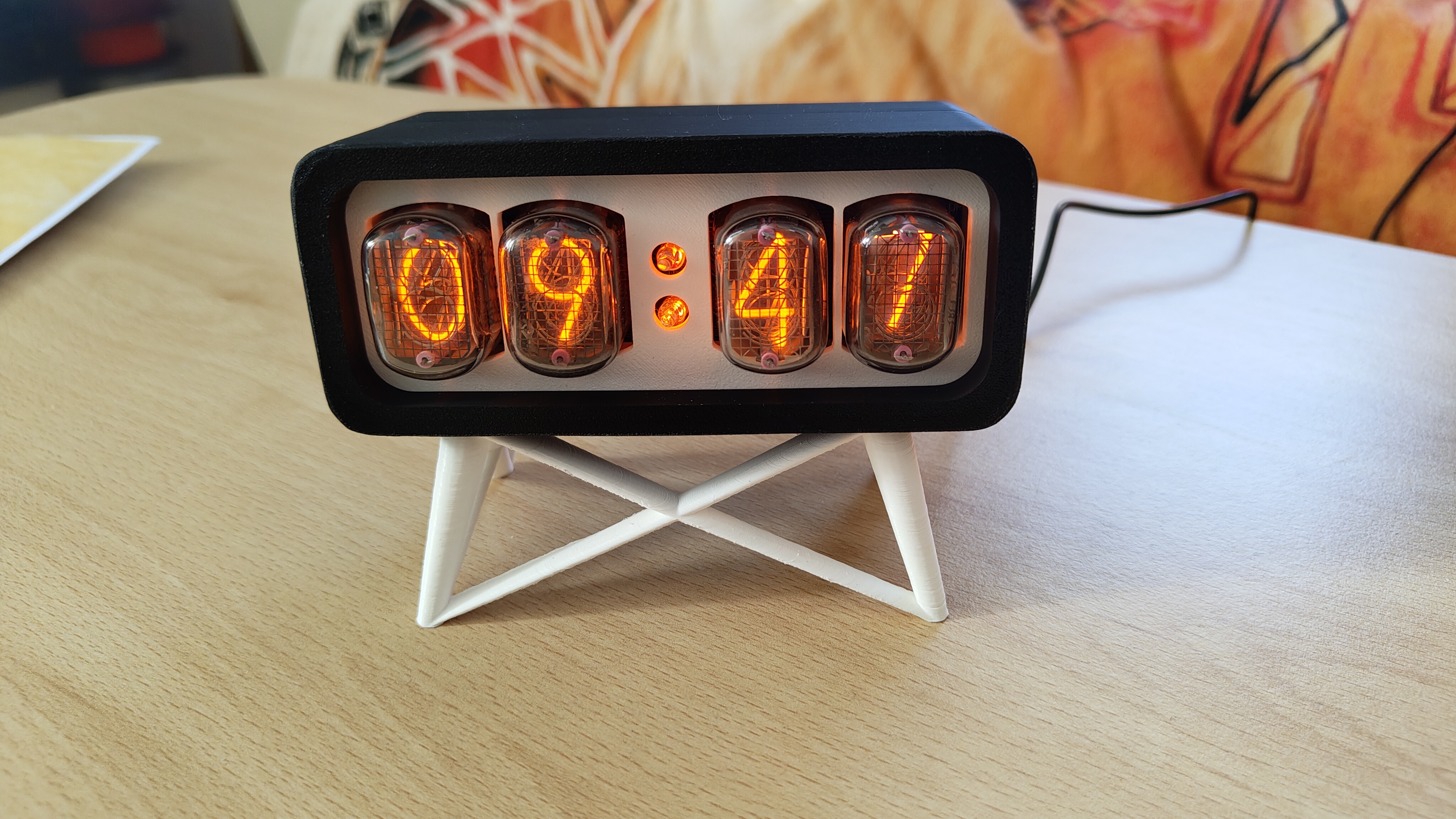 Nixie clock cover/case IN-12
