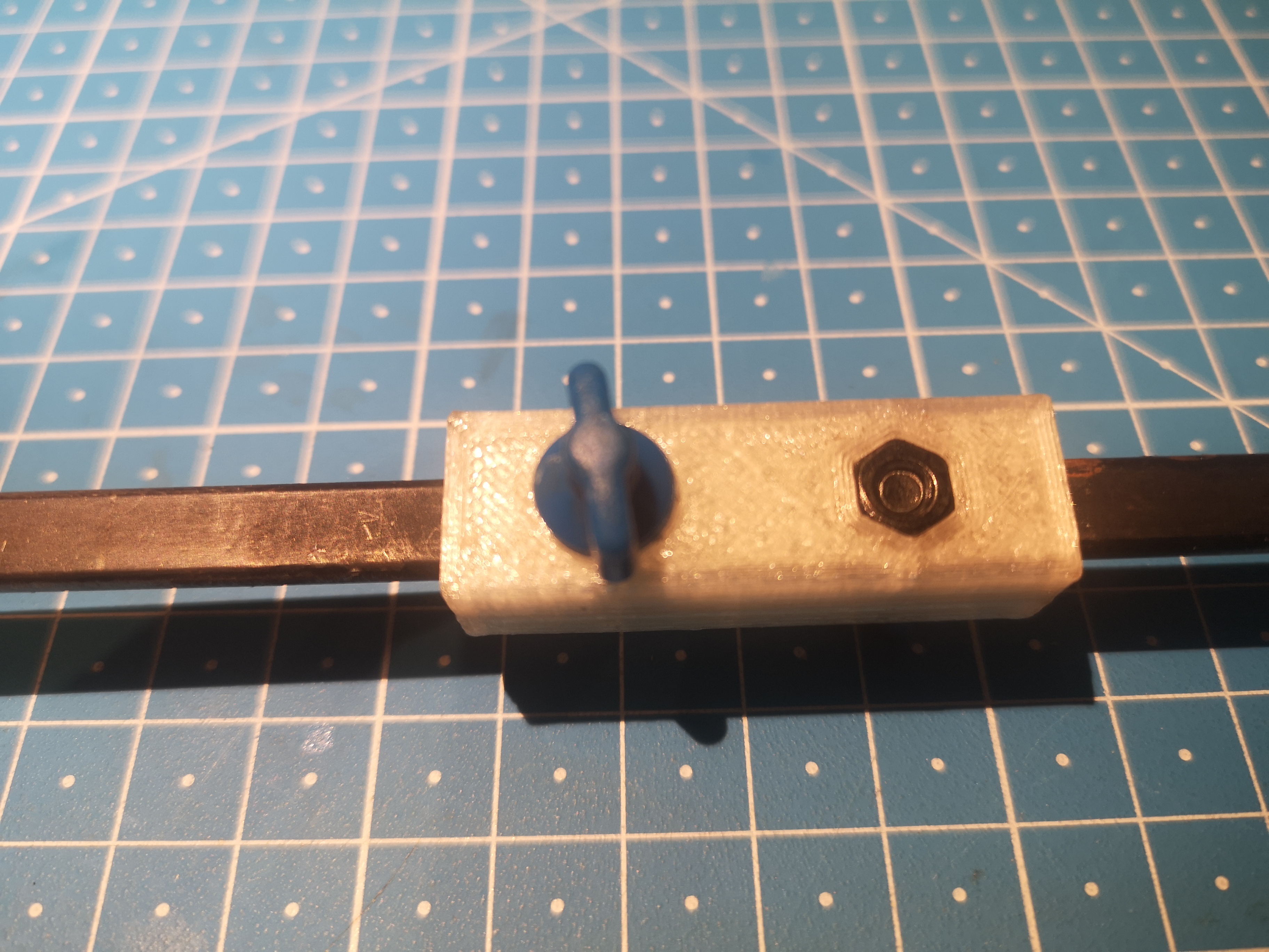 Miniatura 3 do modelo 3D Small clamp connector