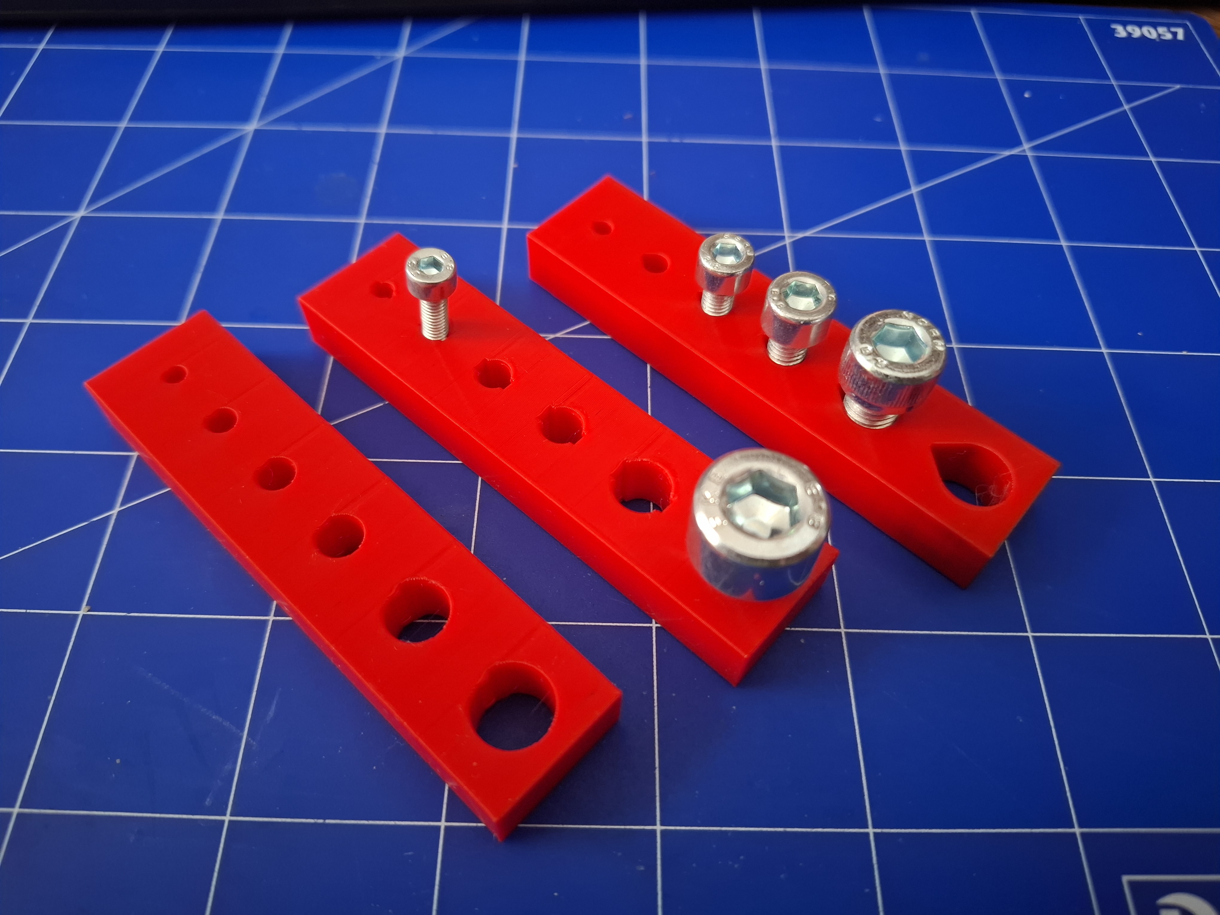 DFAM hole tolerance template