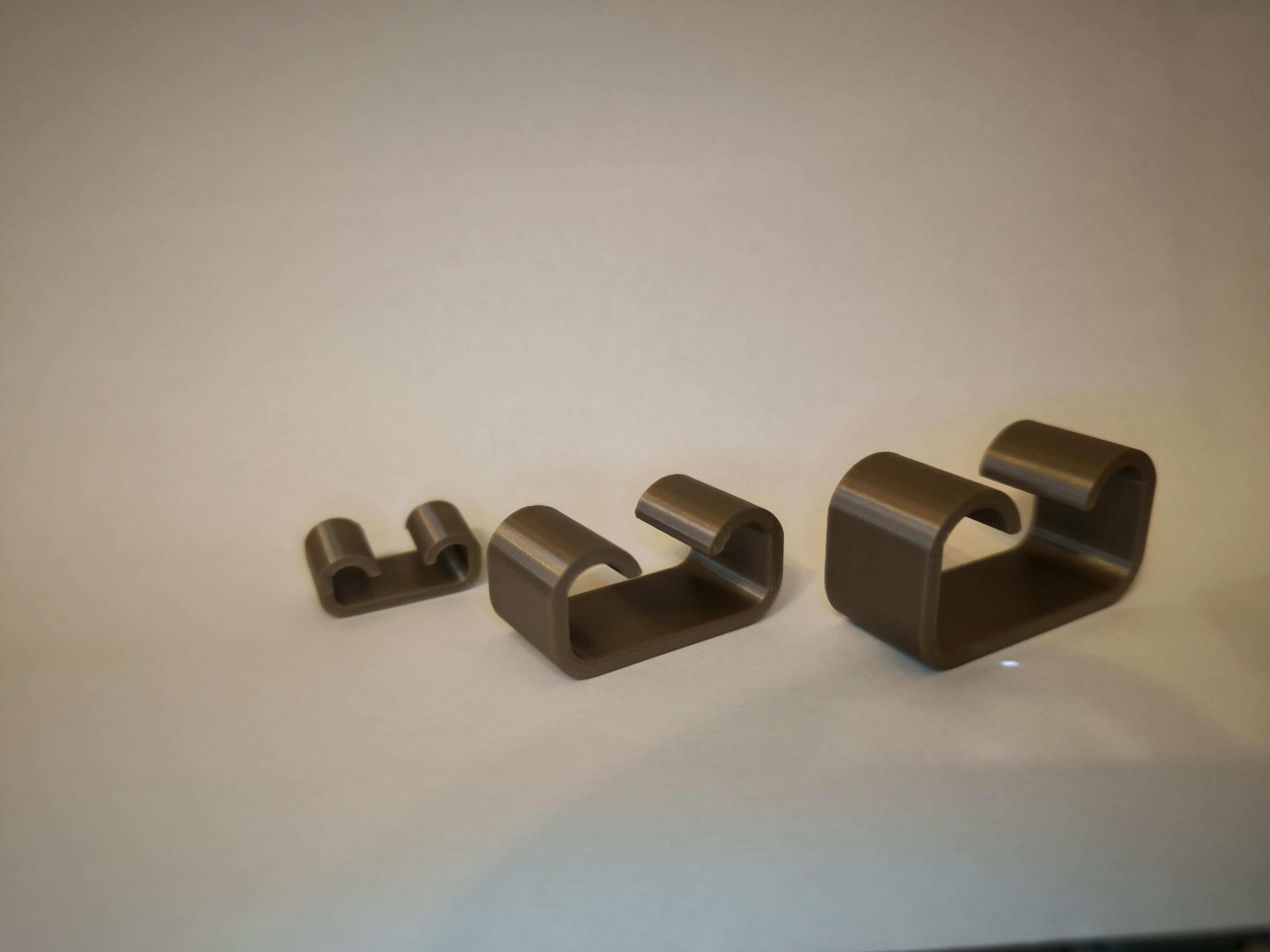 Minimalistic cable organizer