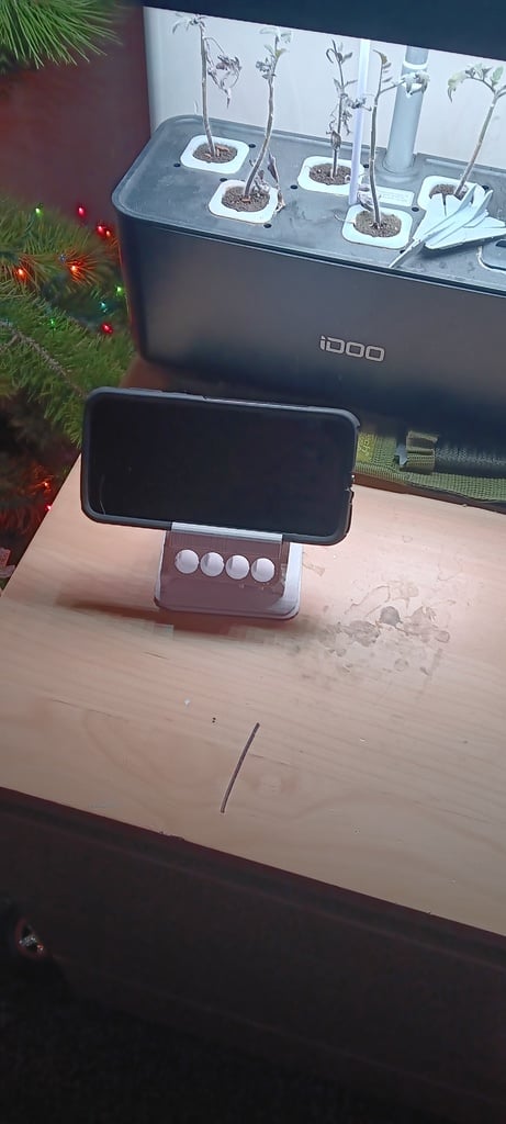 v8 engine phone stand — thumbnail 3
