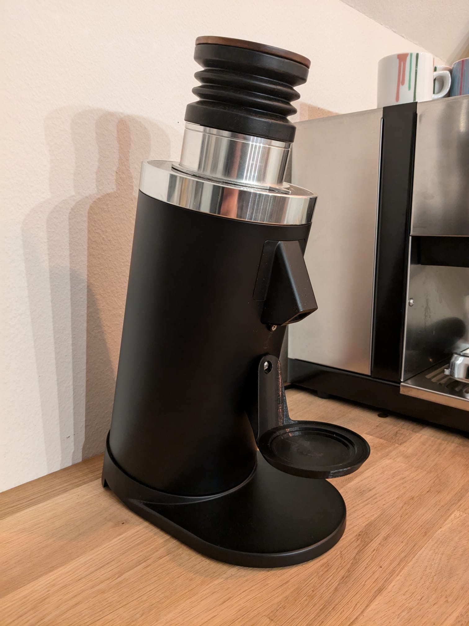 DF64 Grinder Blind Shaker / Cup Holder - 74 mm (MHW-3BOMBER Dosing Funnel) — thumbnail 4
