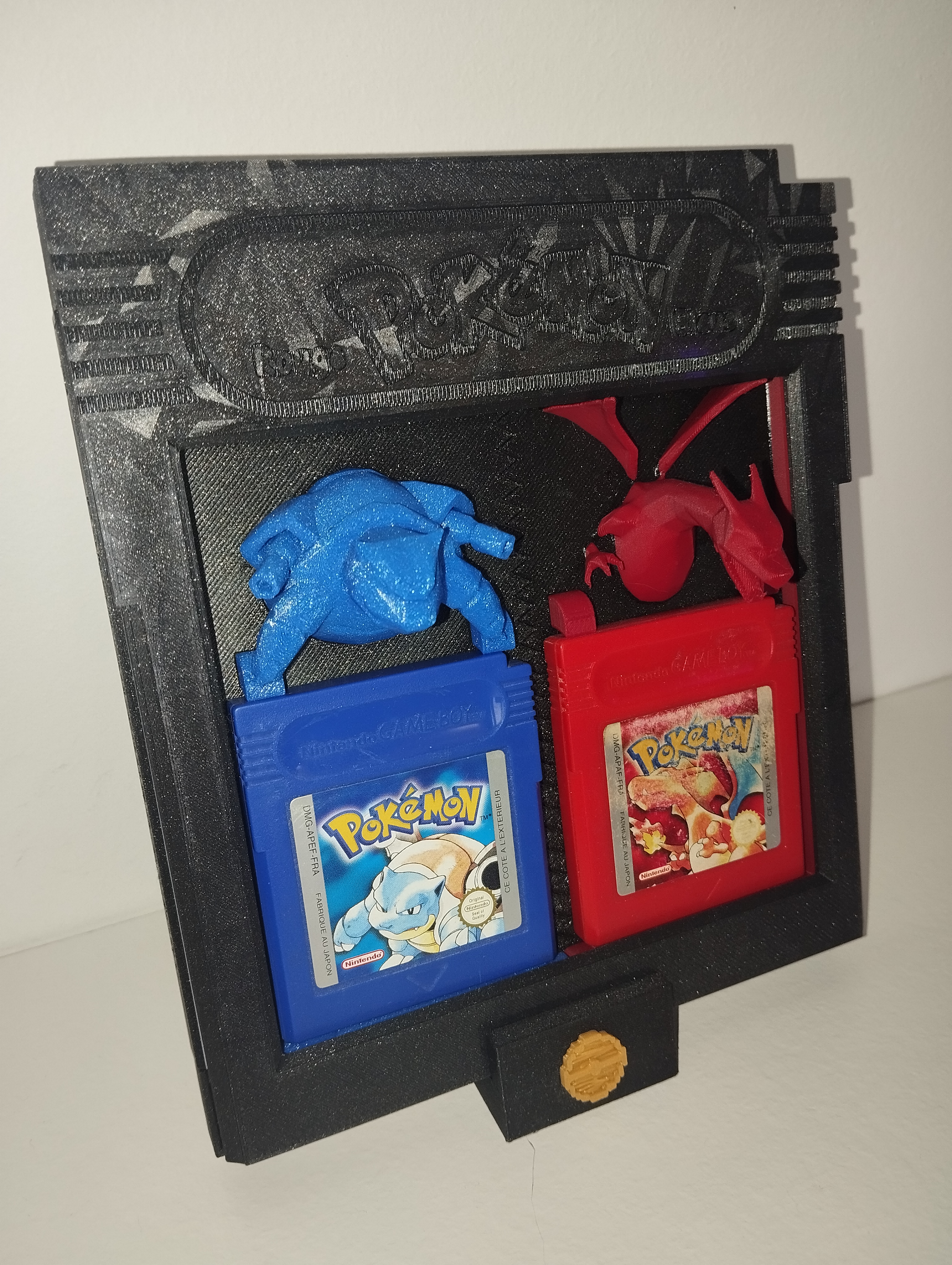 Display for loose pokemon red and blue cartridge