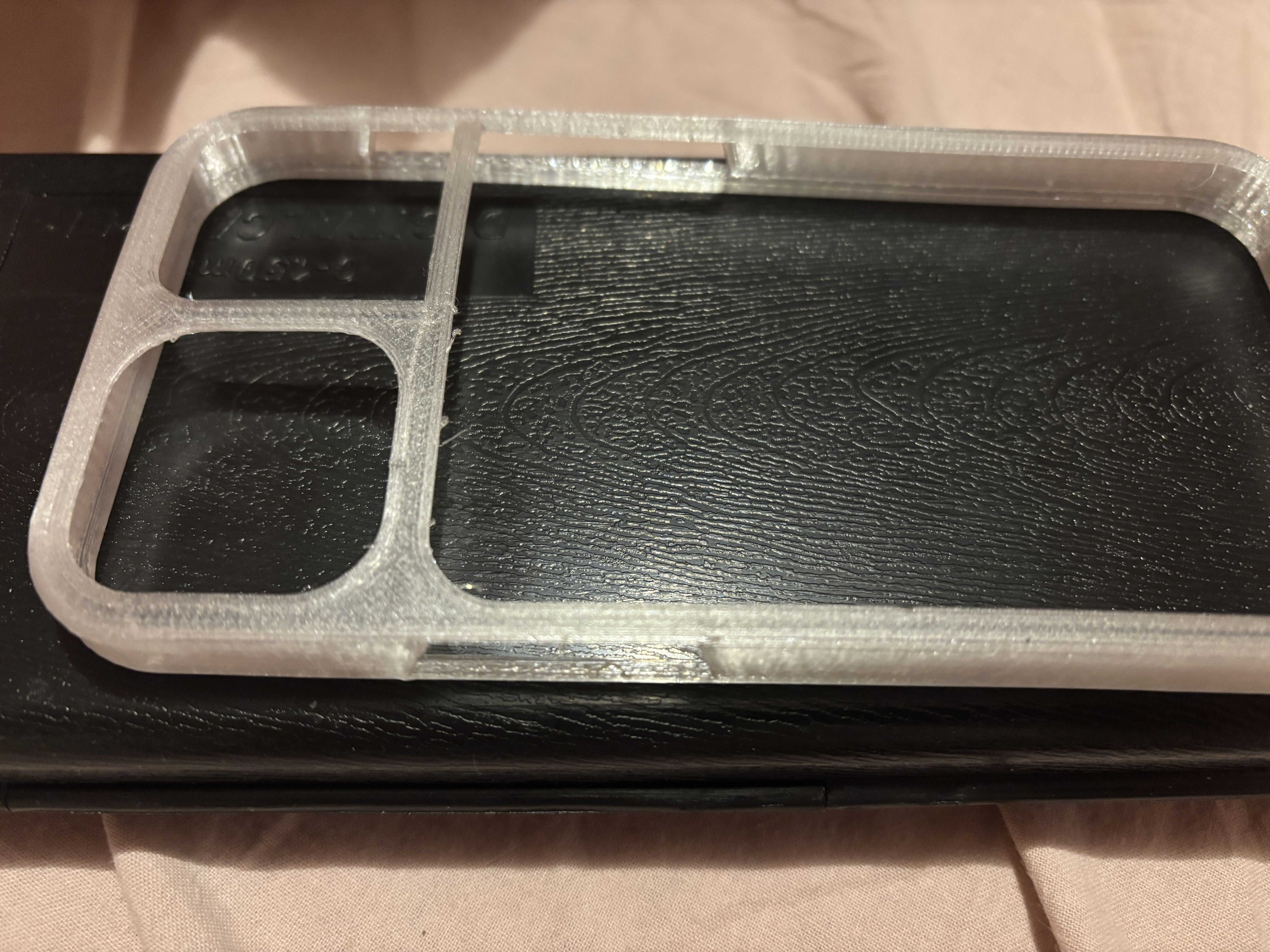 iPhone 15 minimalist case PLA But stronger for TPU
