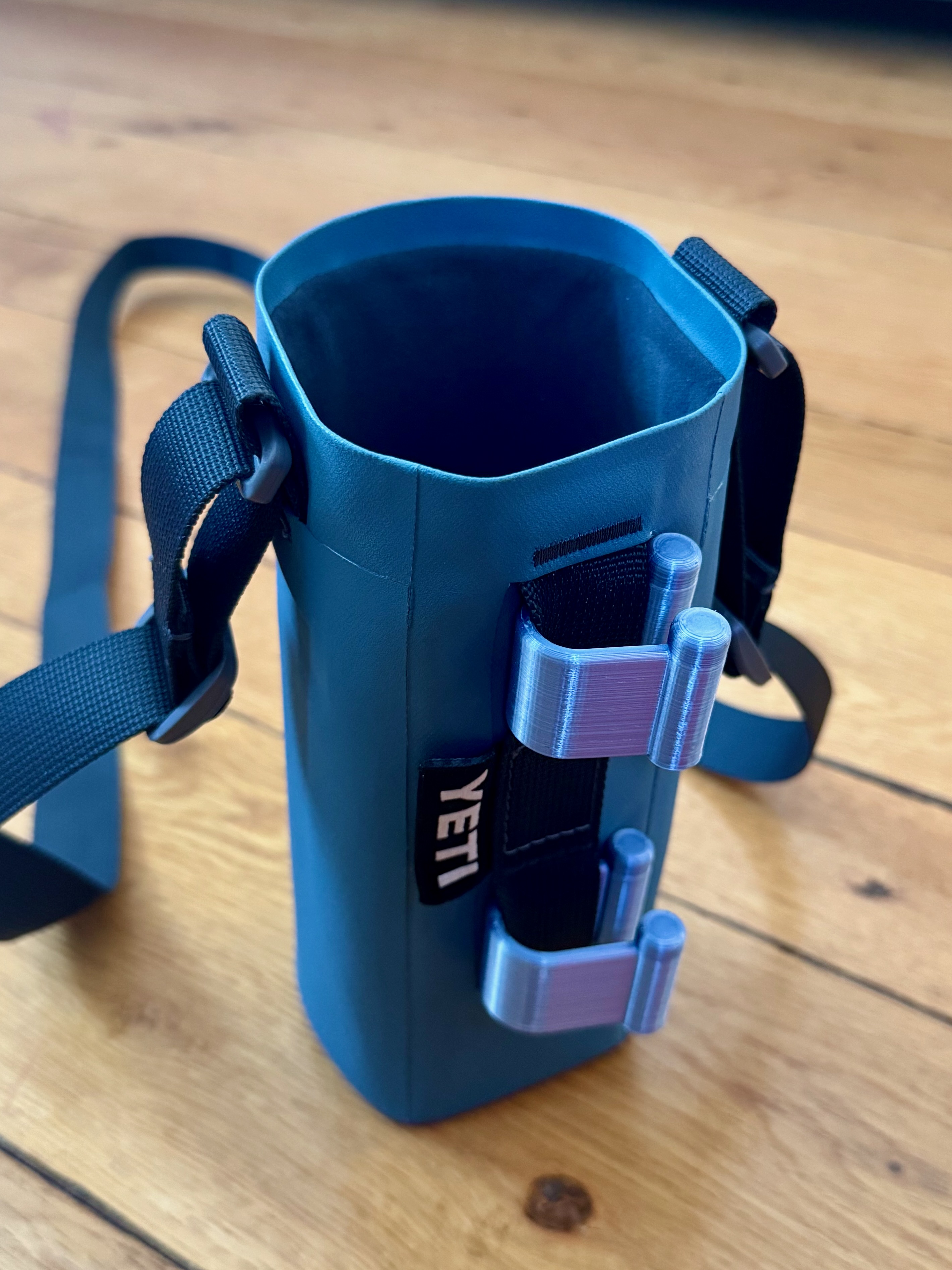 Clips to Attach Yeti Bottle Sling for Rambler Bottles to Luggage for Travel/Airport