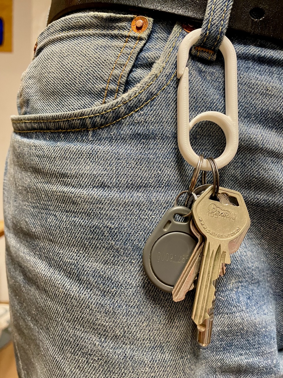 Reinvented keyring