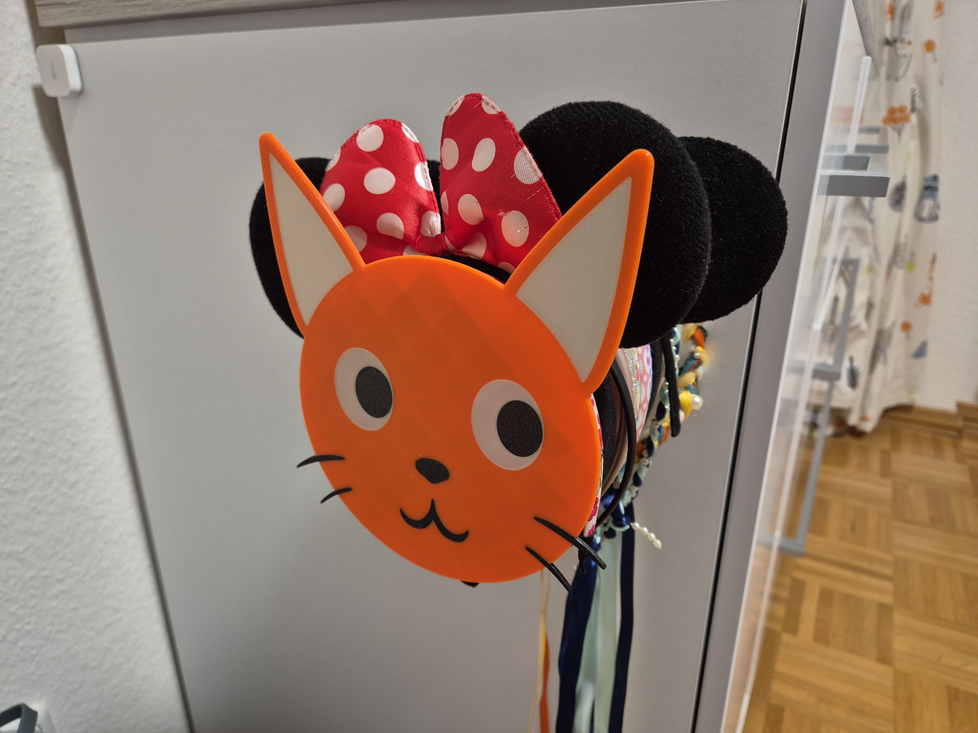 Headband holder