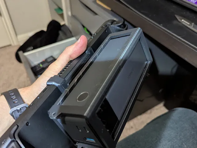 Anker 737 DeckMate