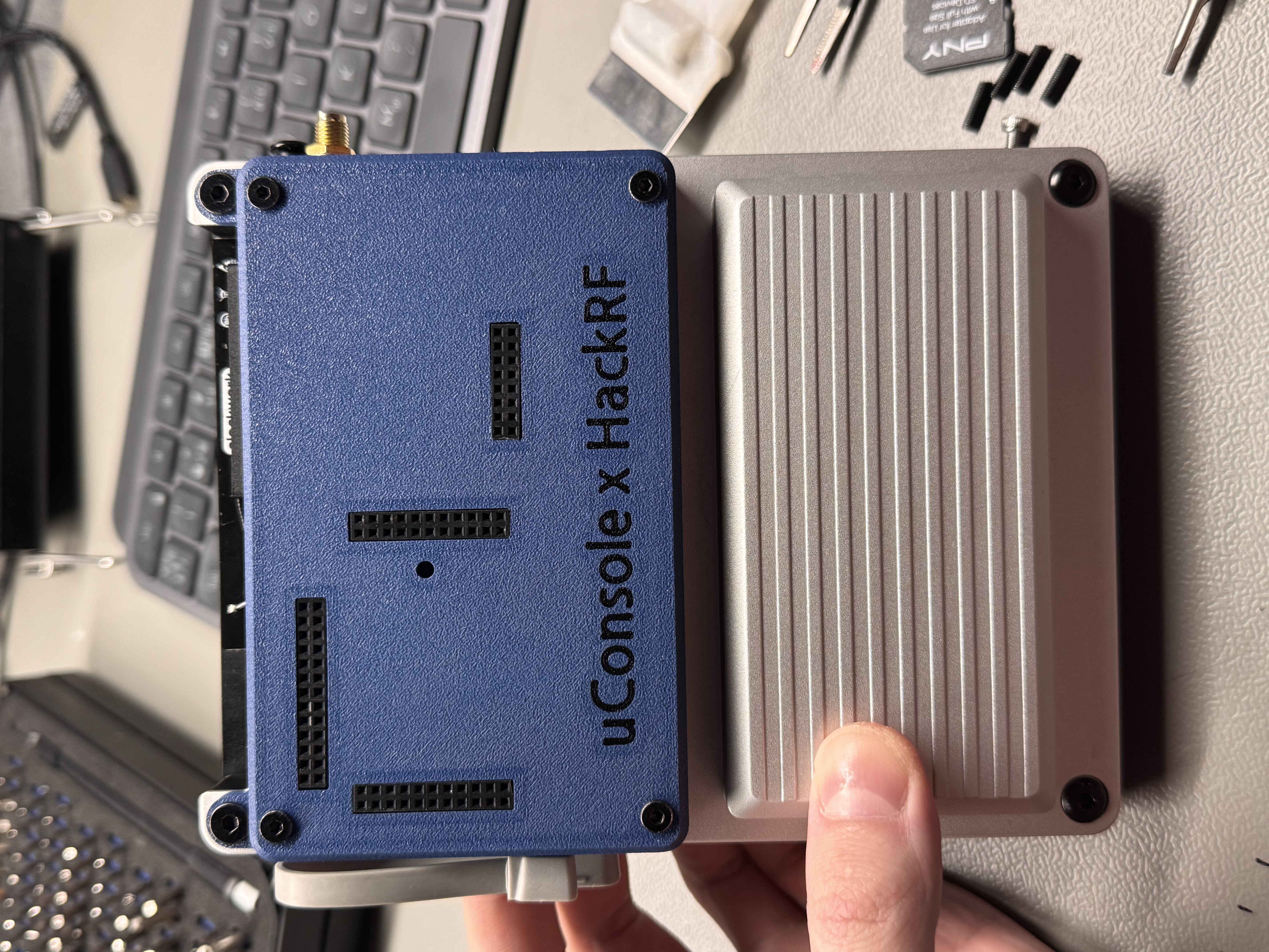 HackRF backpack for uConsole