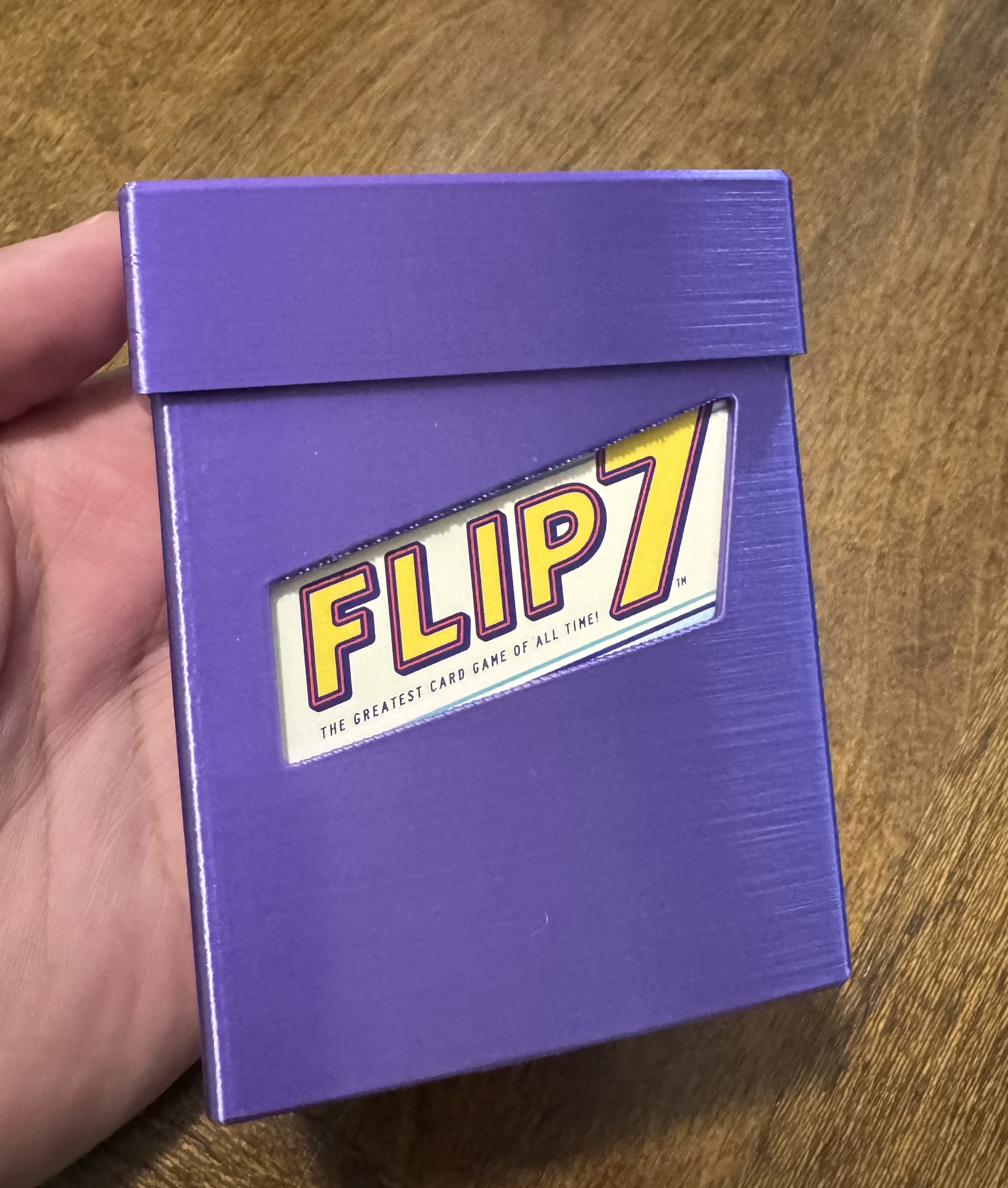 Flip 7 compact box