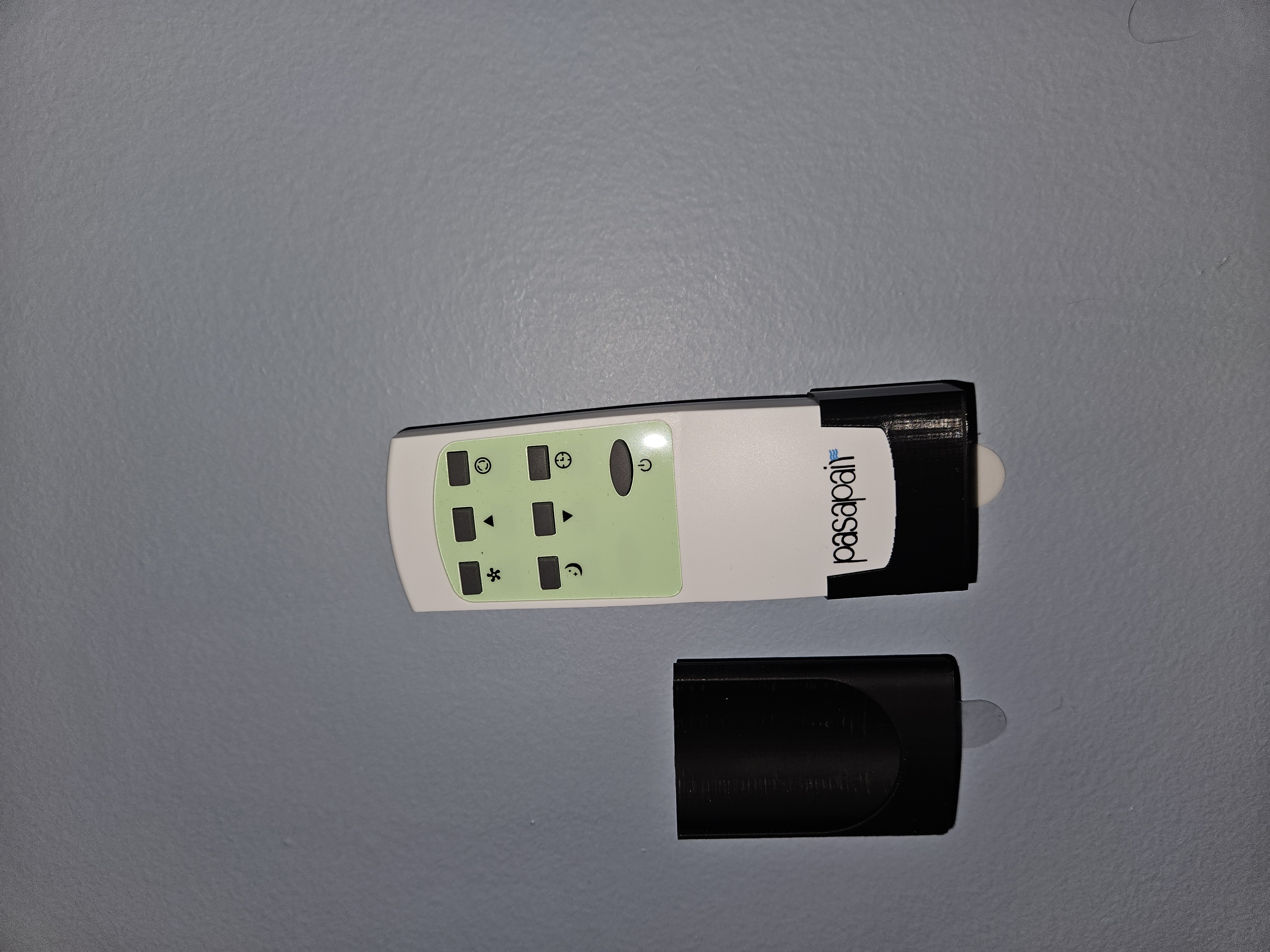 Passapair Air Condition Remote Holder