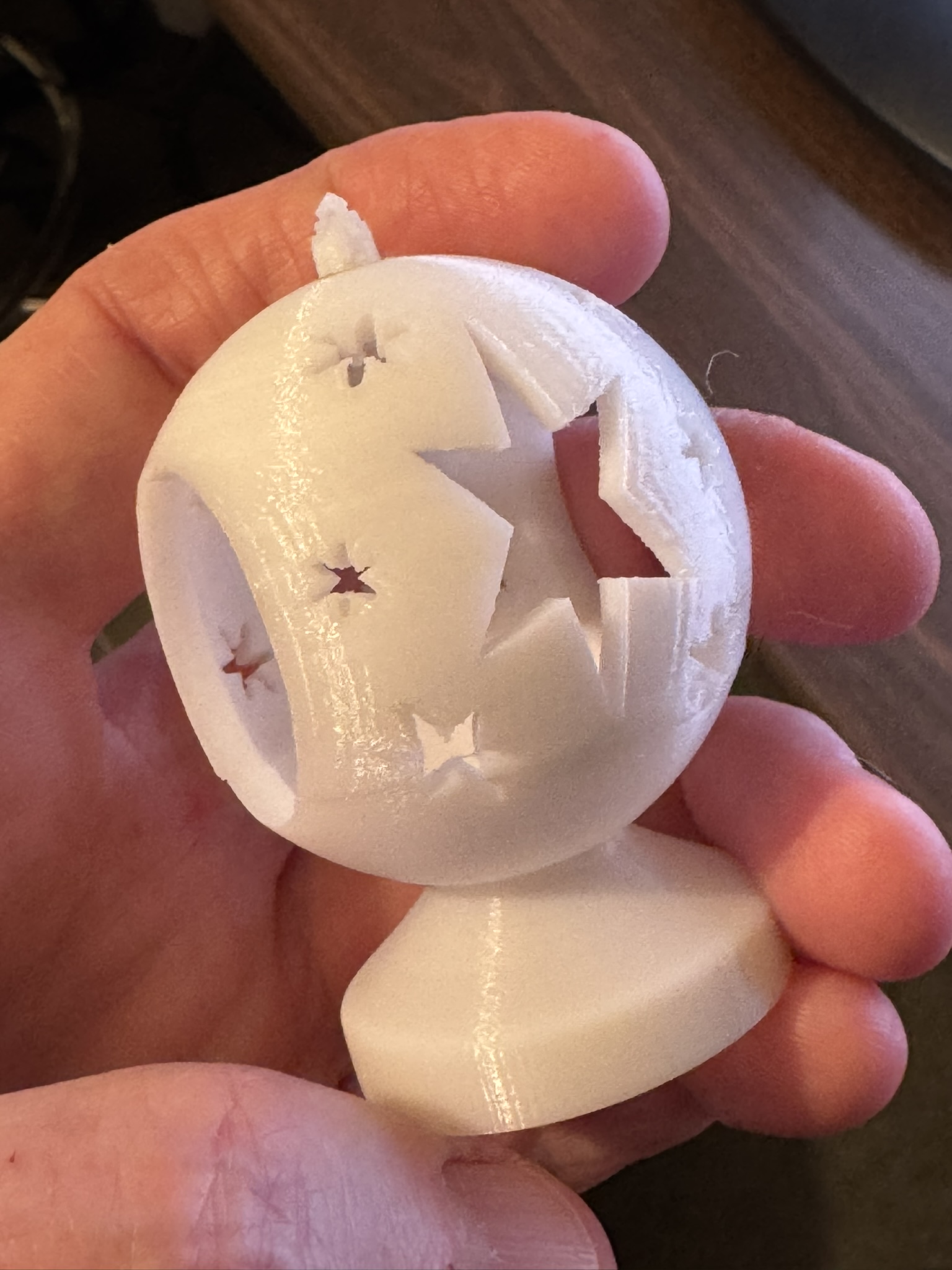 Free Standing Holiday Ornament