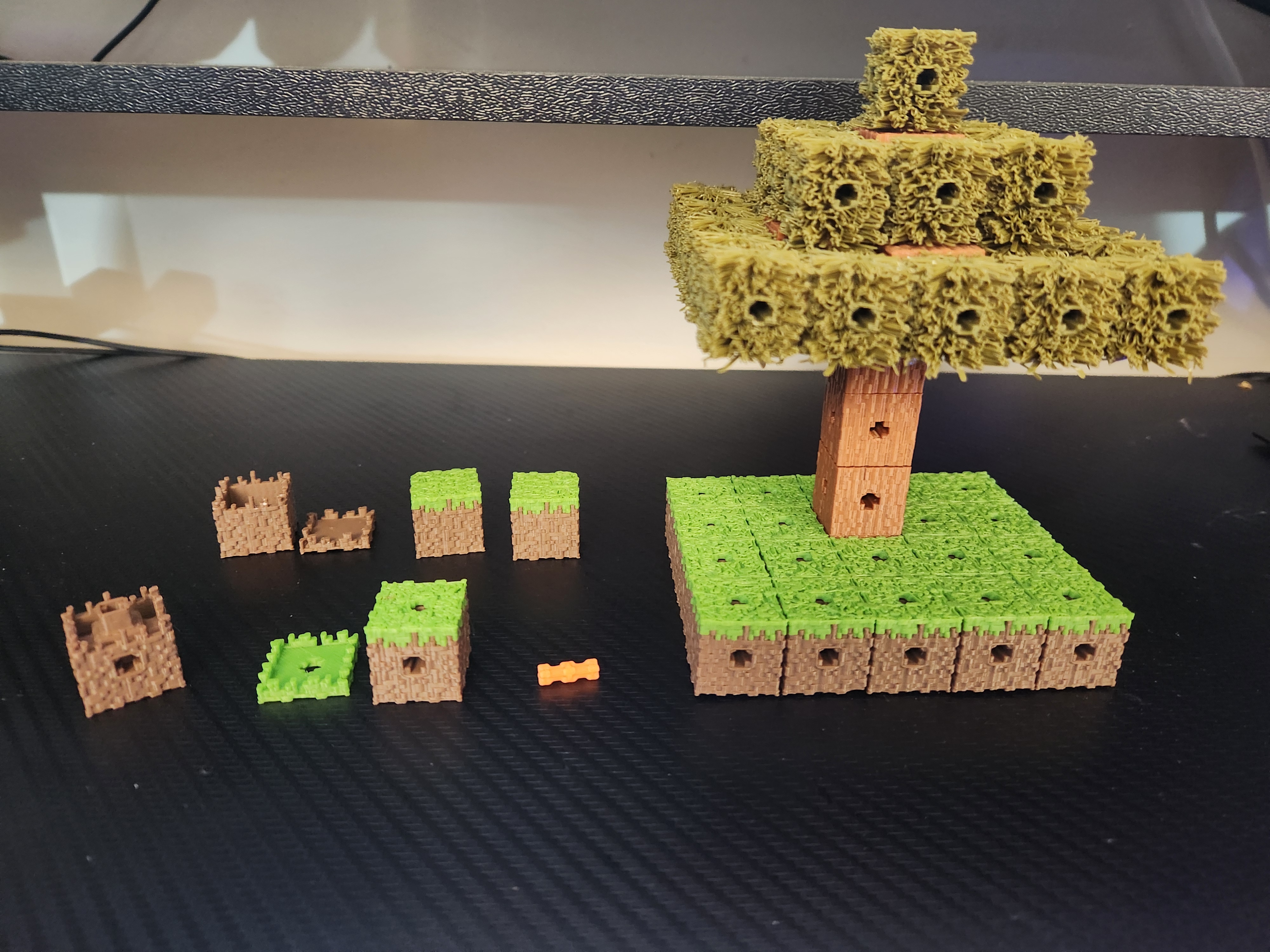 Block Craft Assembly - Grass Block