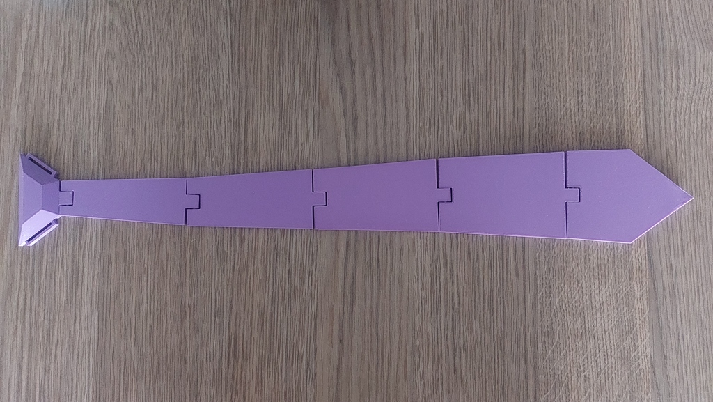 Tie hinged
