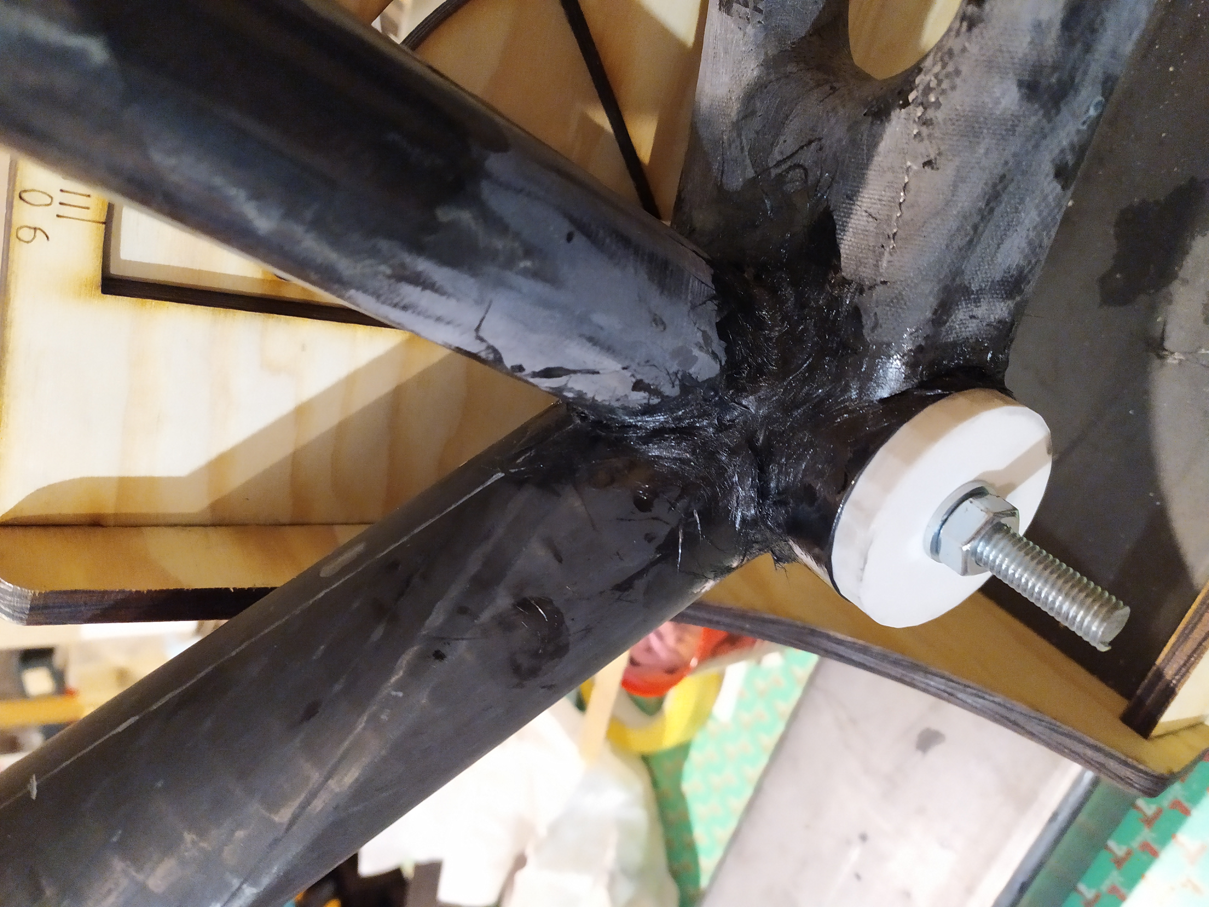 Bicycle frame PressFit BB tube holder
