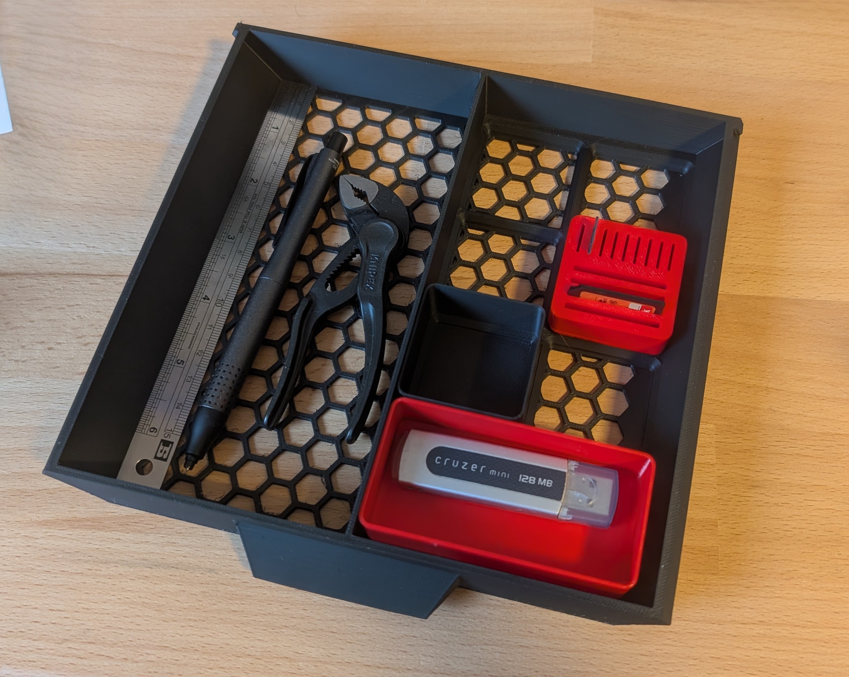 Under Desk Drawer with Gridfinity compartment