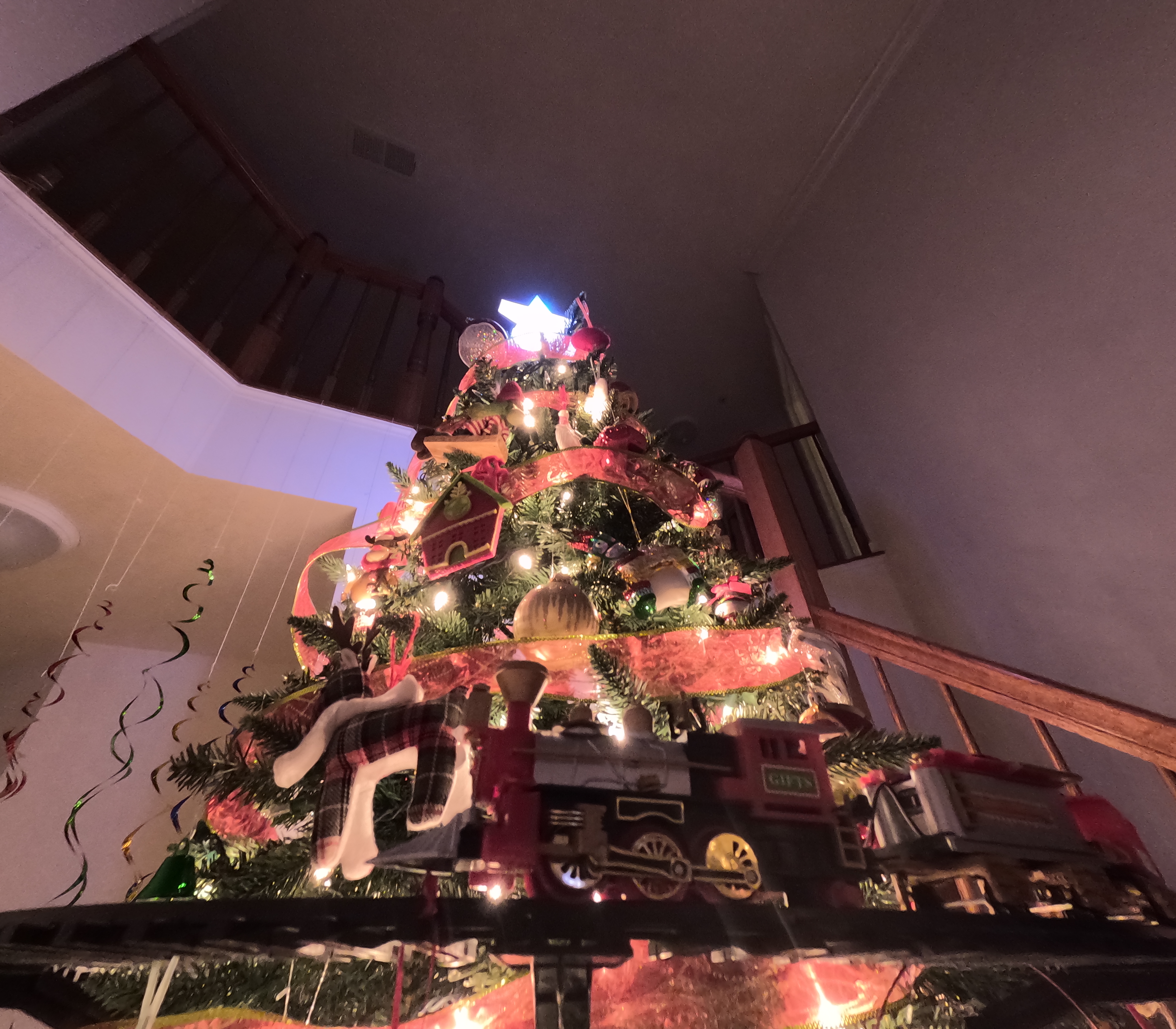 The Star of Hope - 6.5 in RGB Christmas Tree Topper — miniatura 3