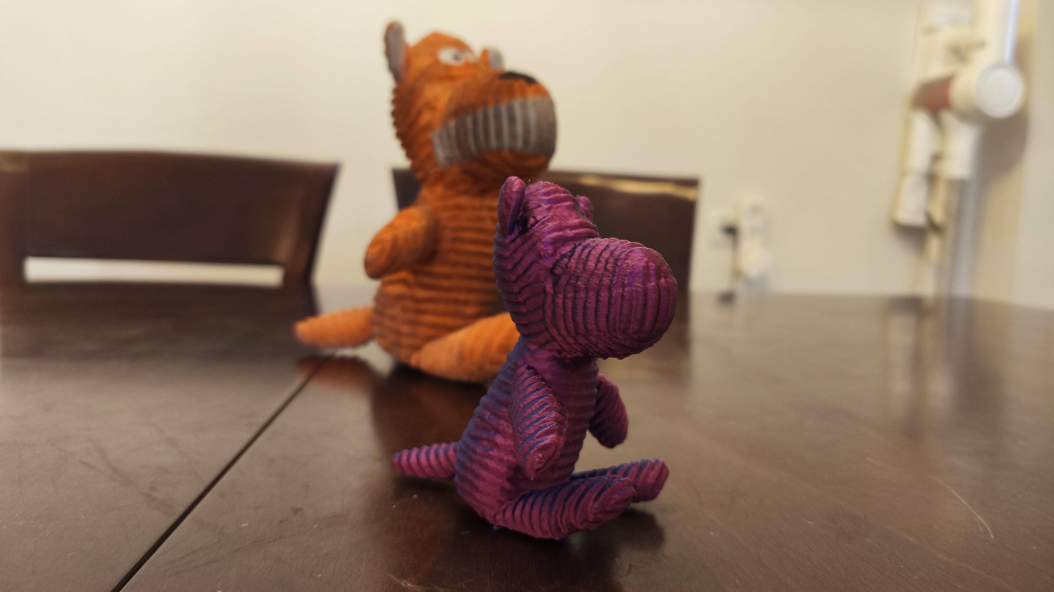 cute tiger puppet — miniatura 2