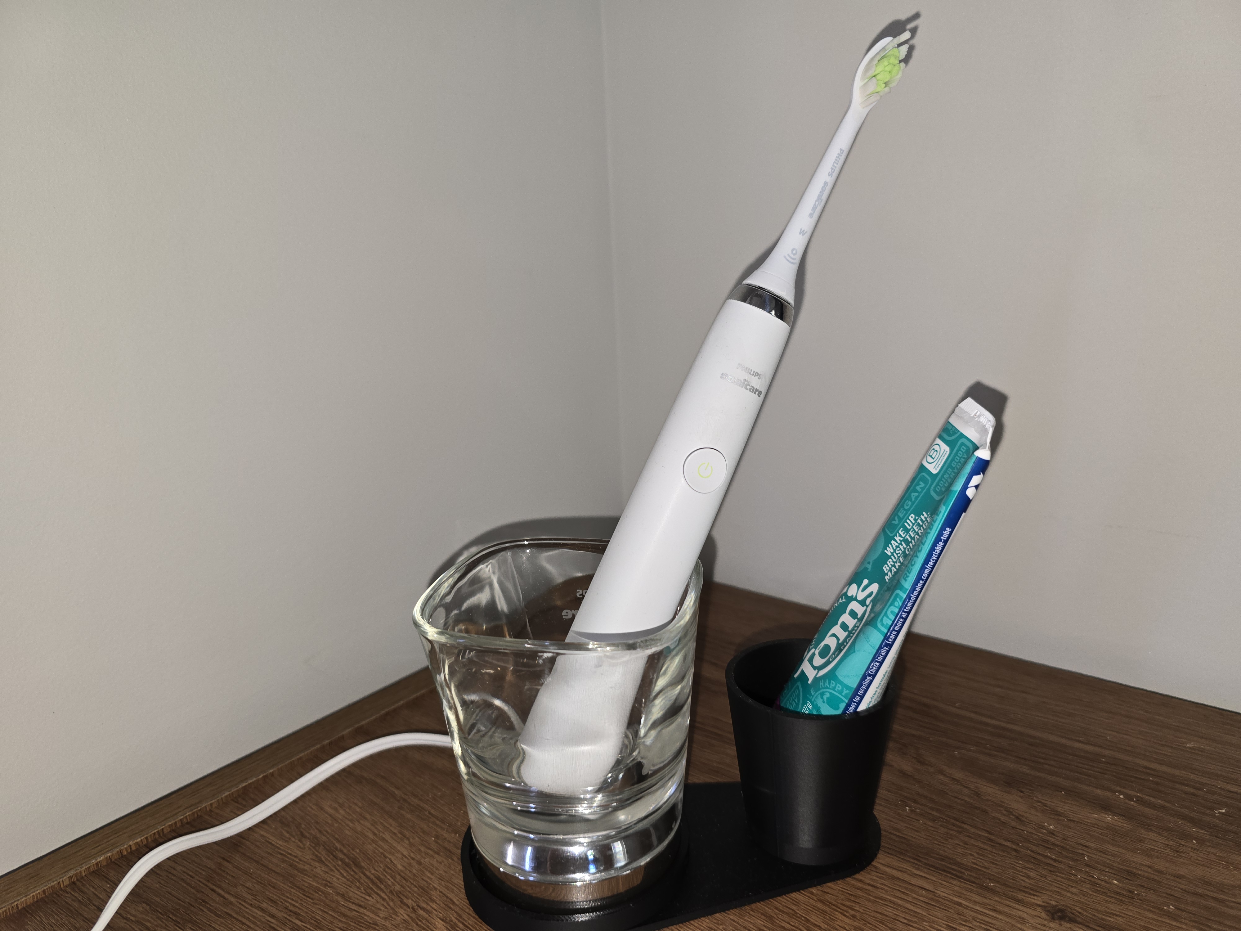 Philips Sonicare DiamondClean toothbrush holder