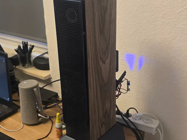 Speaker Foot Grill for the DIY Speaker from DIY Perks