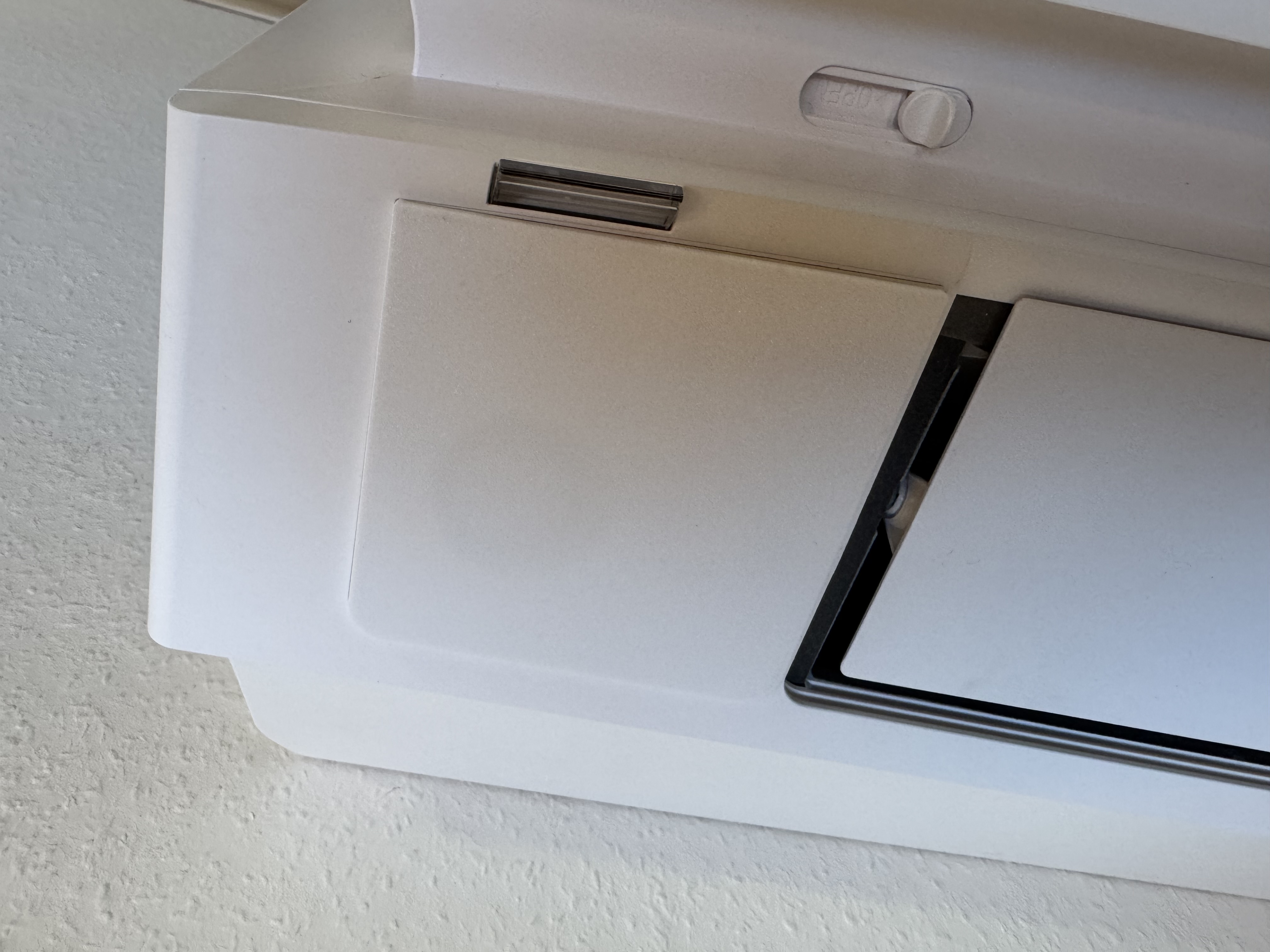 Daikin Perfera FVXM25A power button cover