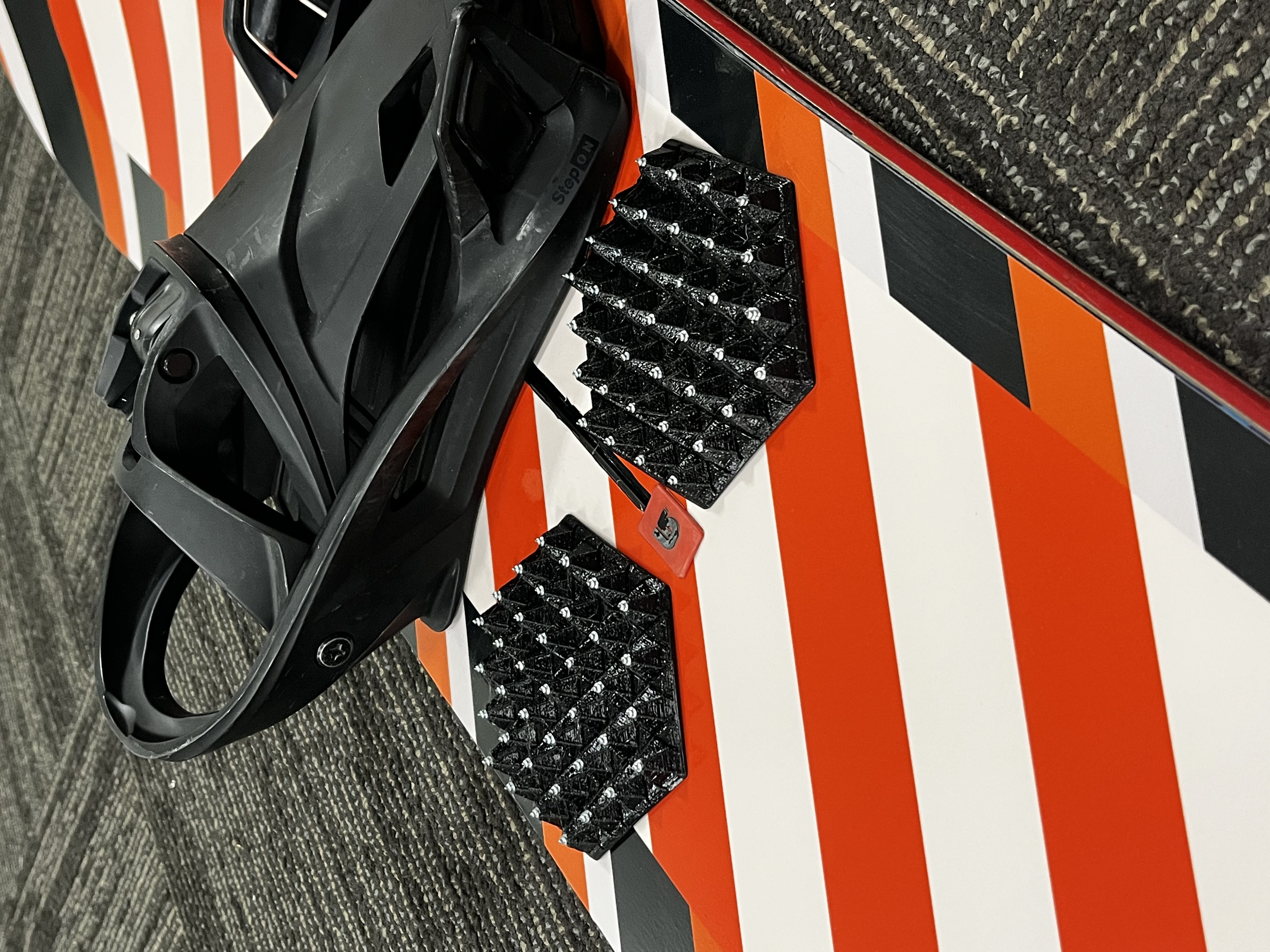 Snowboard Stomp Pad