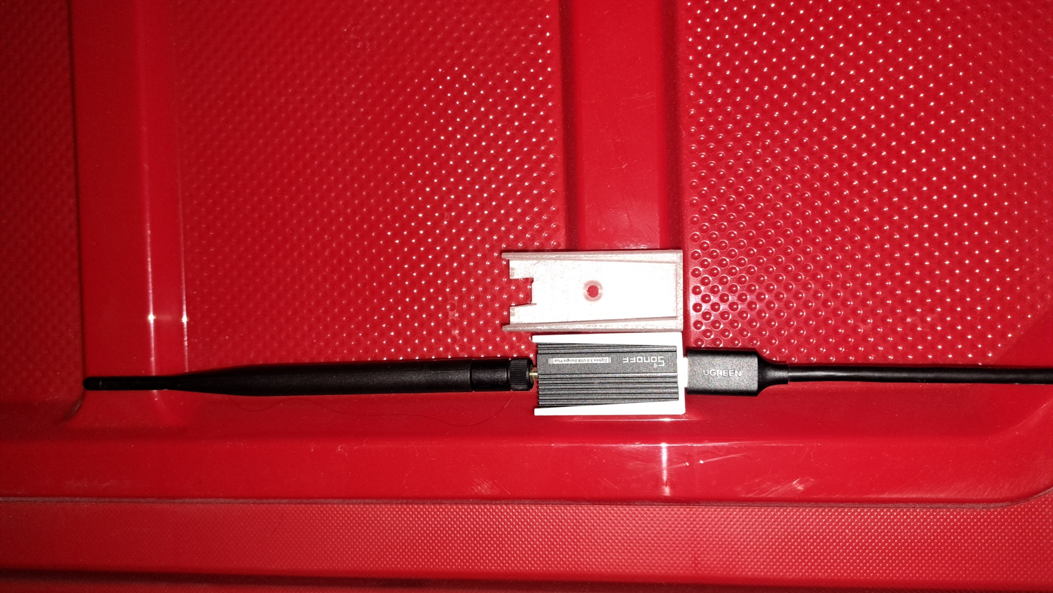 Fixation Sonoff Zigbee DONGLE-E