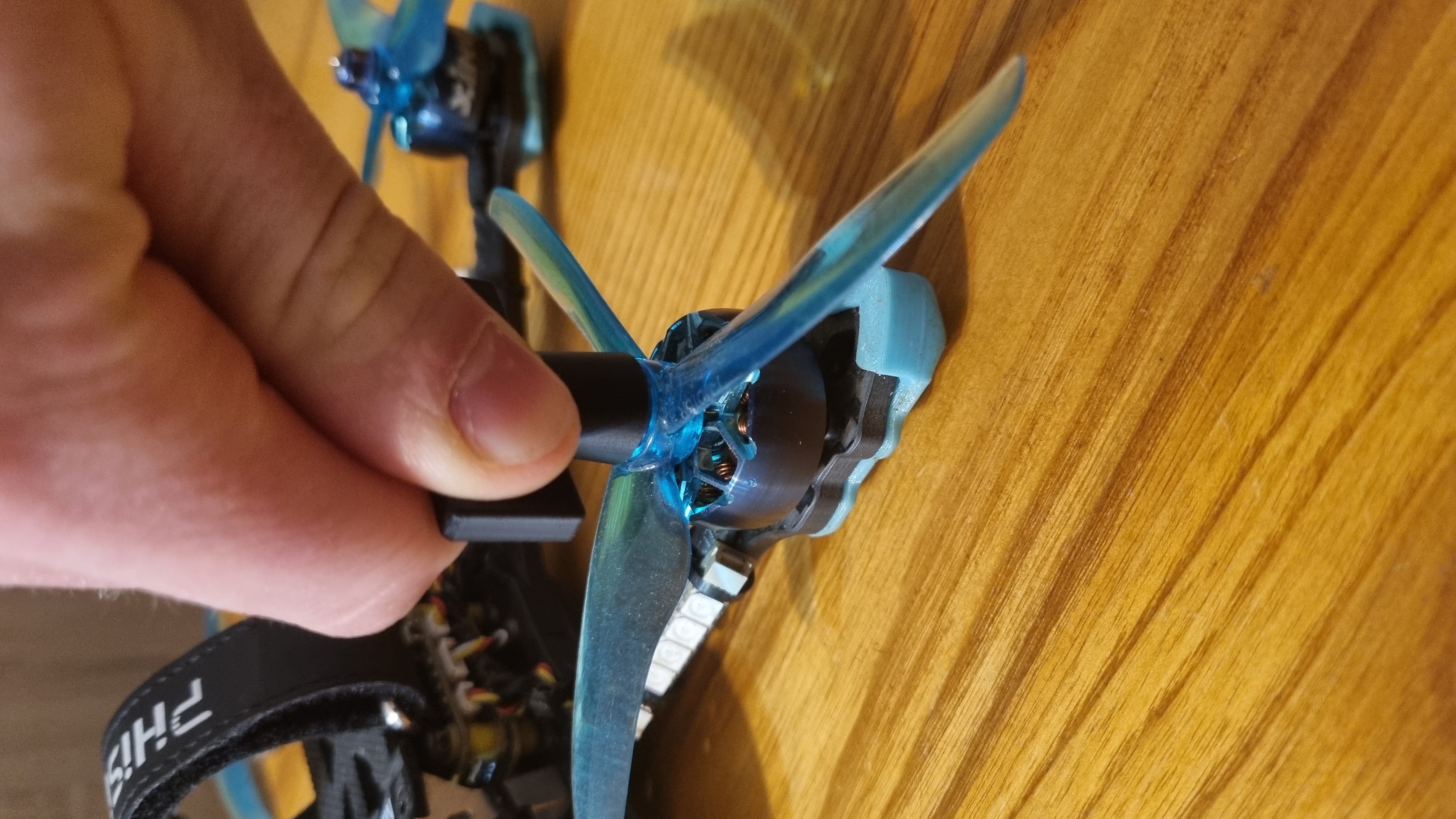 FPV drone propellers key M5 — miniatura 4