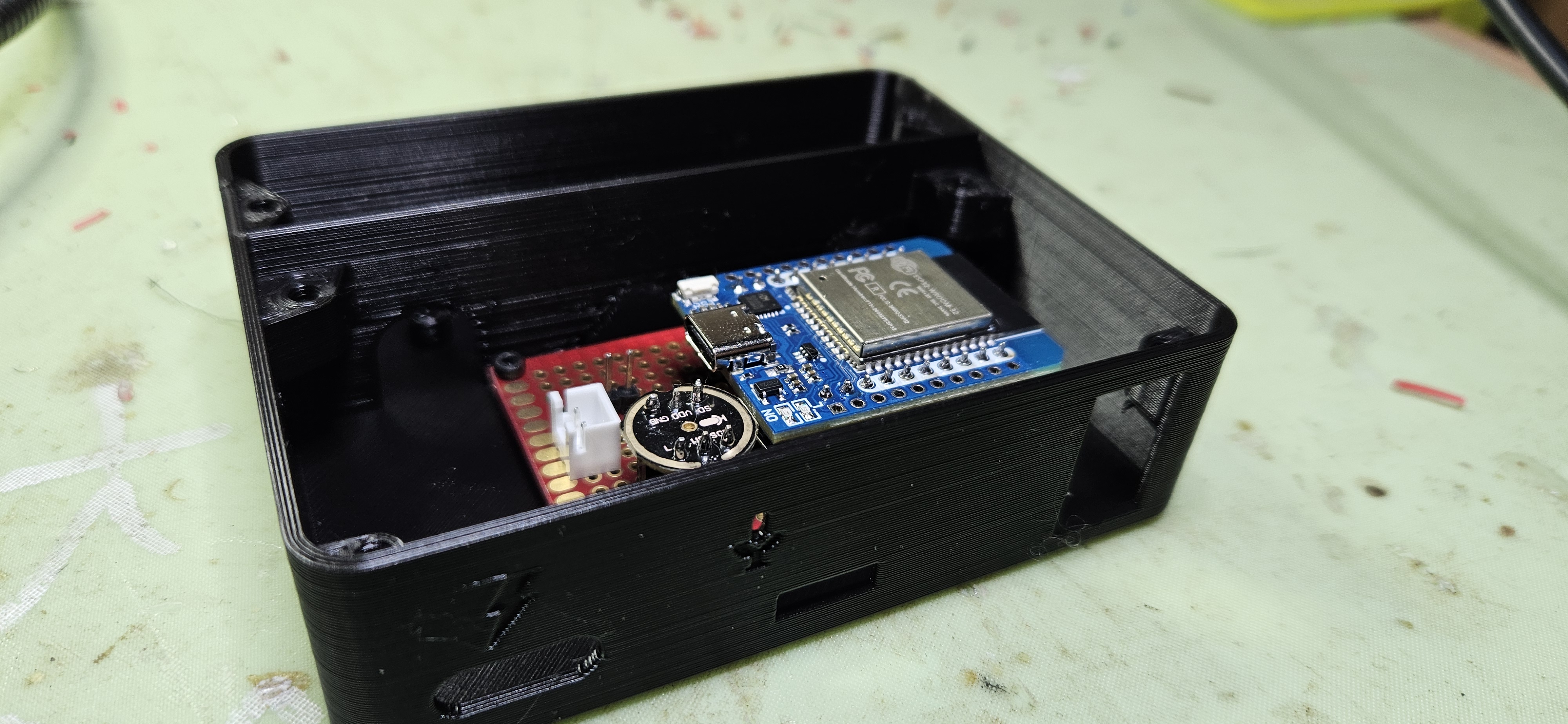 WLED Battery Case — miniatura 3