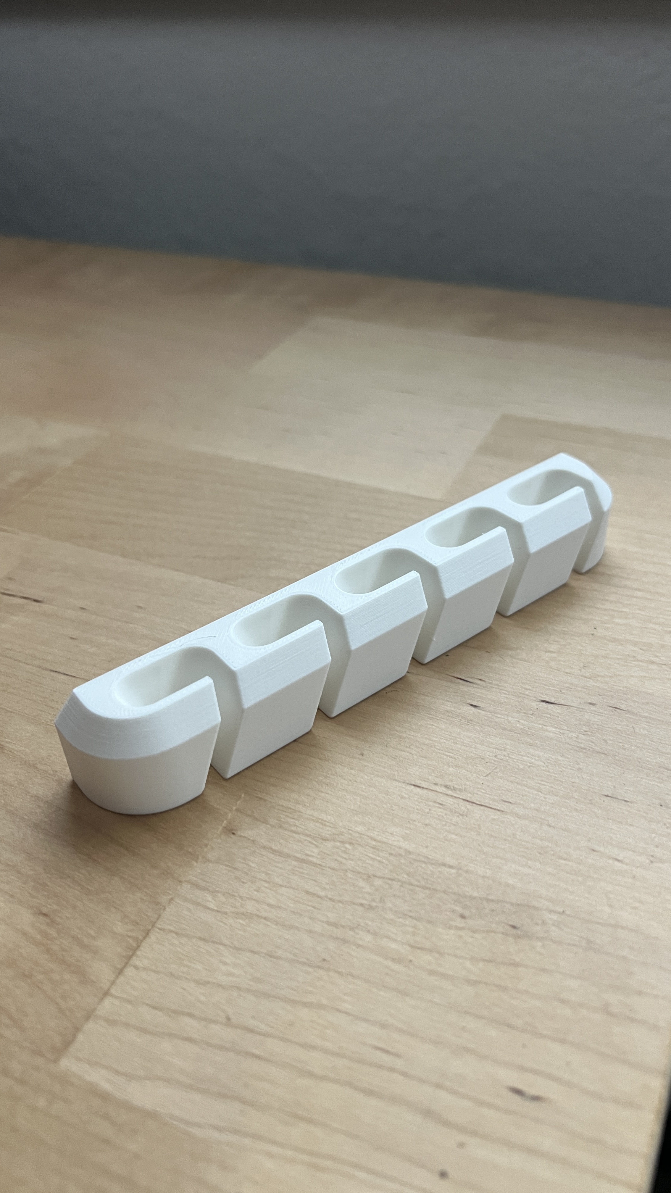 Miniatura 2 do modelo 3D Cable catcher v2