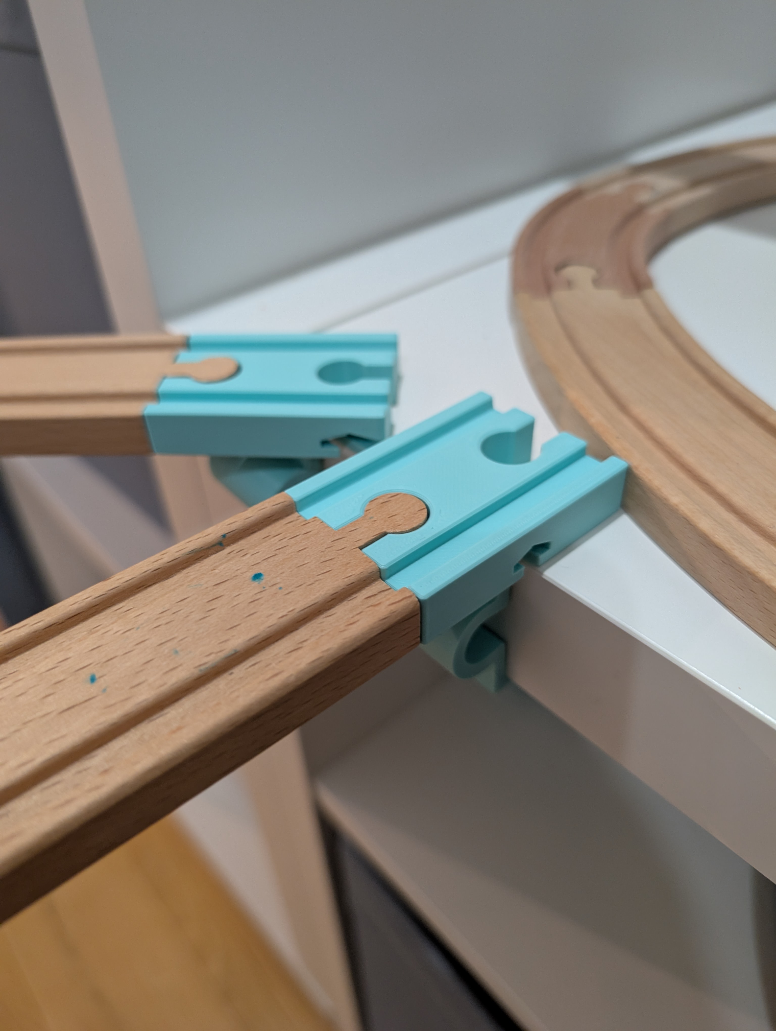 Kallax support for Brio, Ikea, Lidl wooden train tracks
