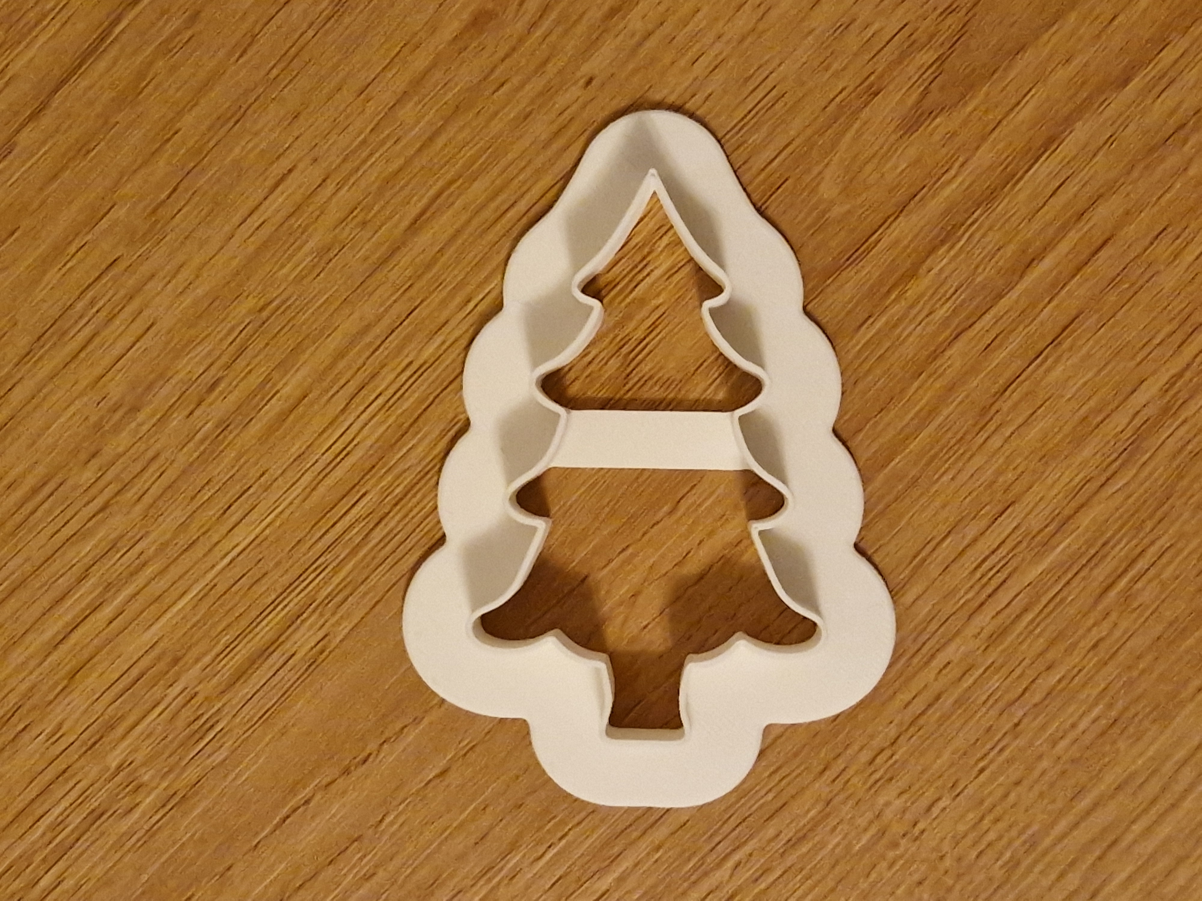 christmas tree biscuit cutter