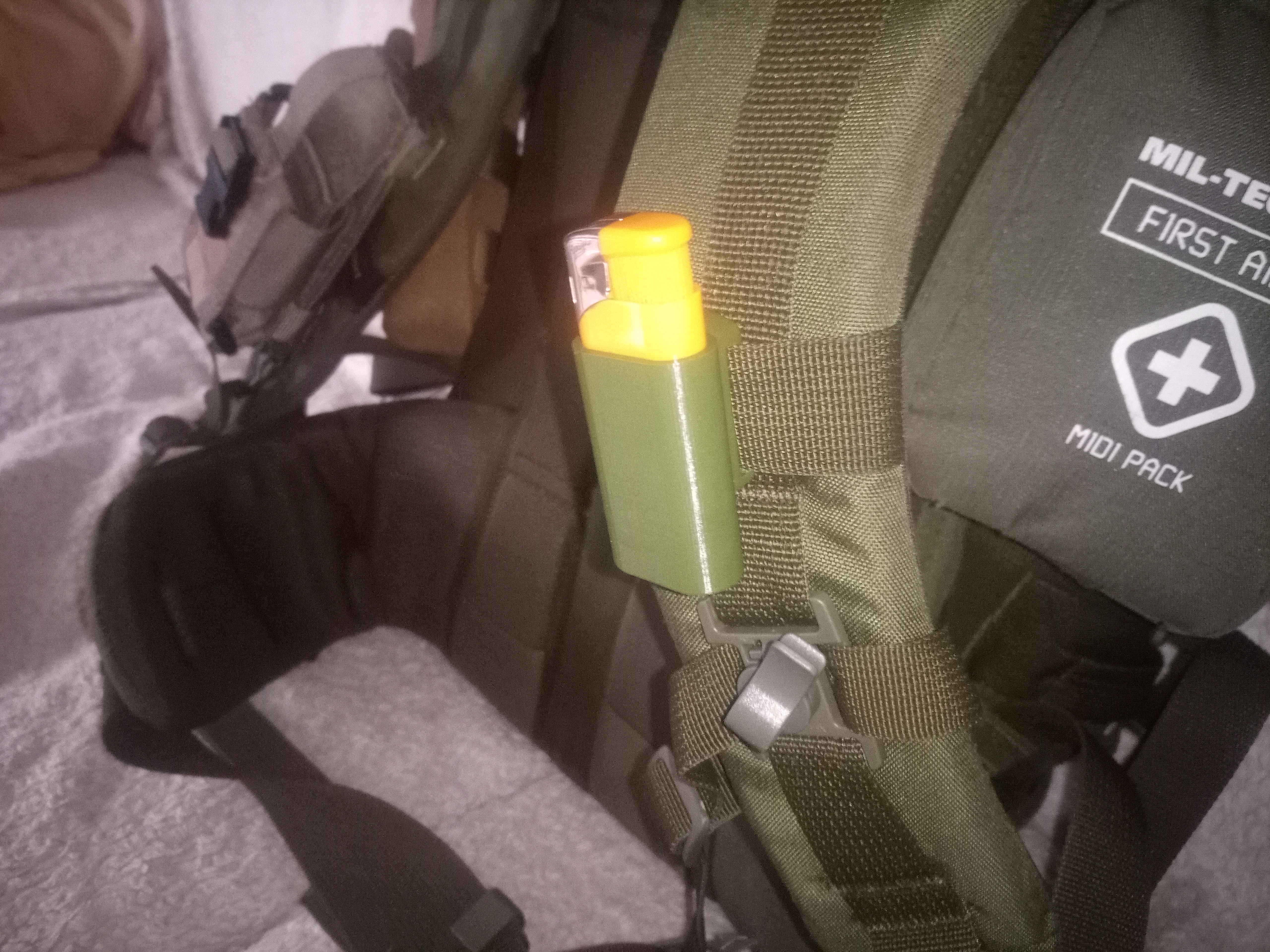 Molle short lighter holder (Molle držák krátkého zapalovače)