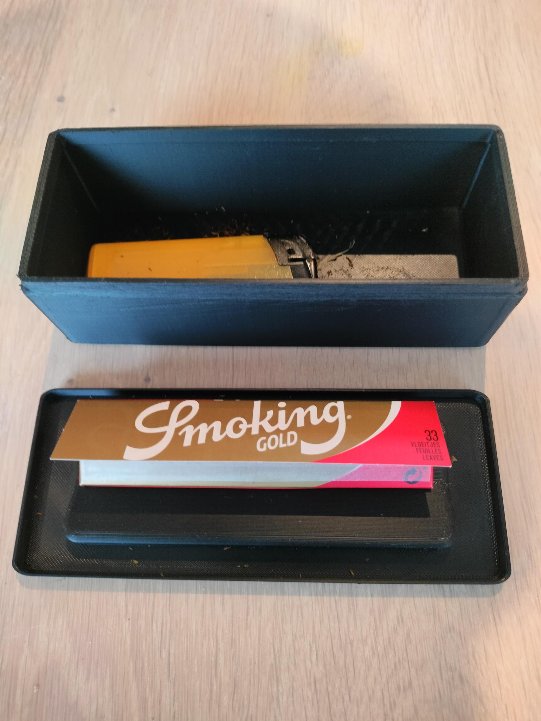 Rolling box with integrated tray - 420