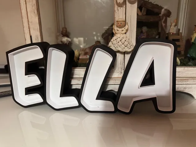 Ella Namenslampe
