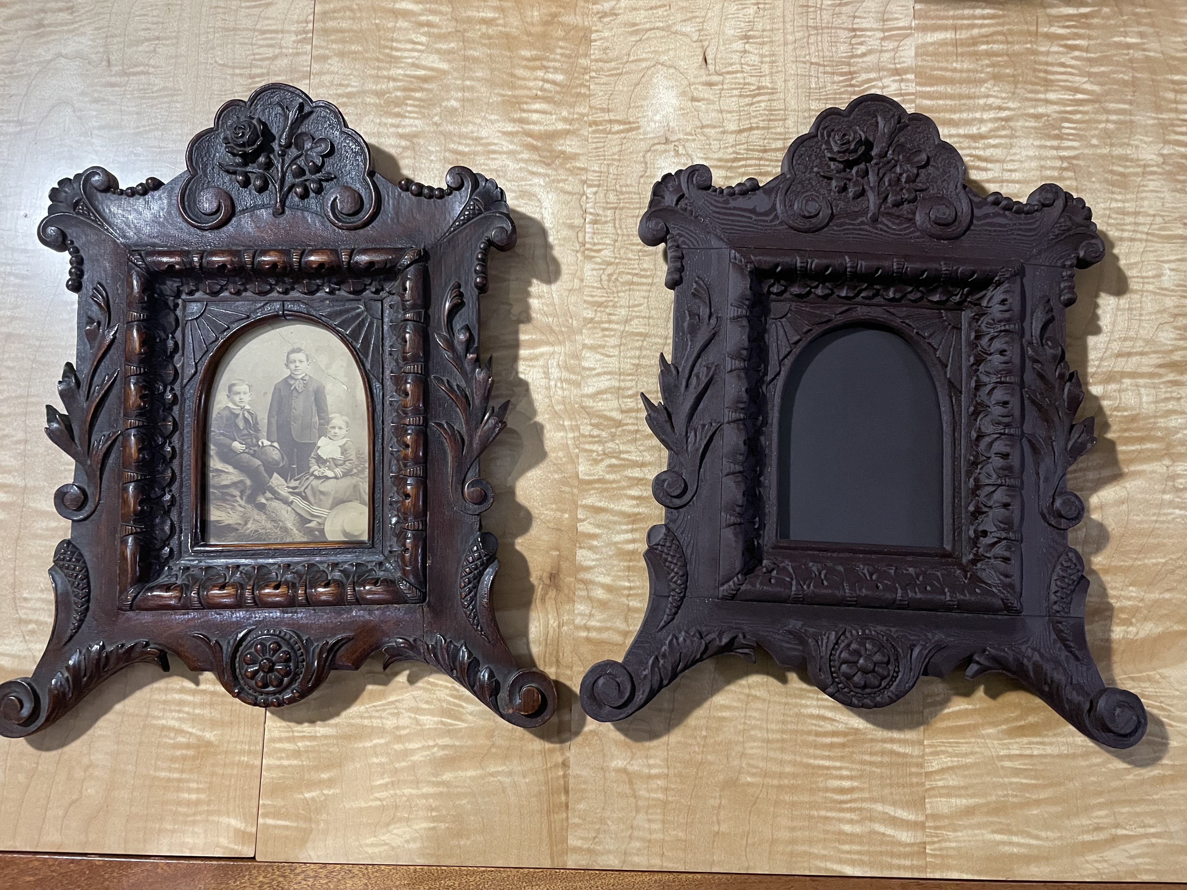 Reproduction Antique Frame