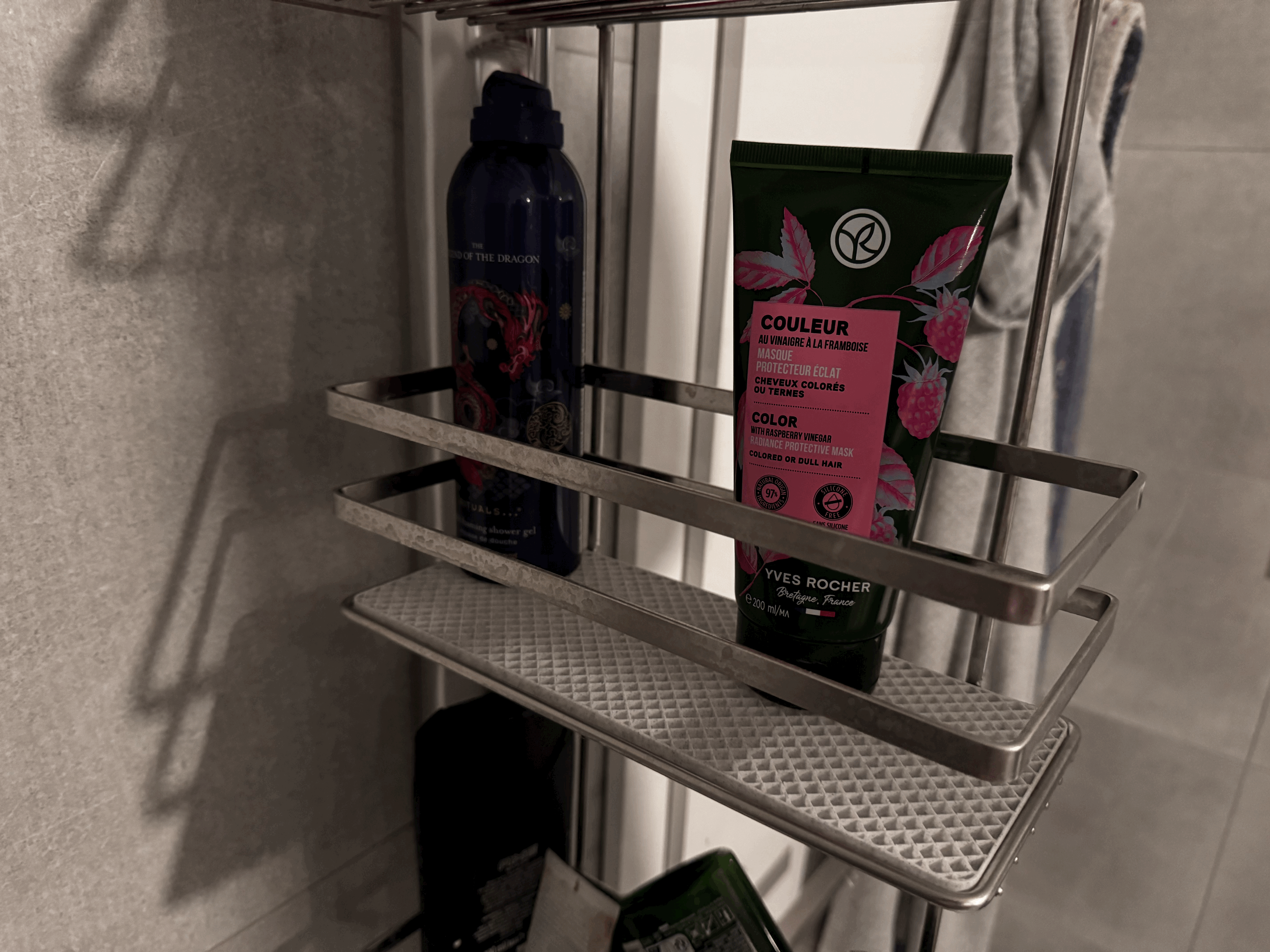 Shower box gadgets holder / insert