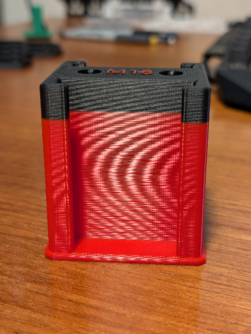 Milwaukee M18 dual battery wall mount — thumbnail 2