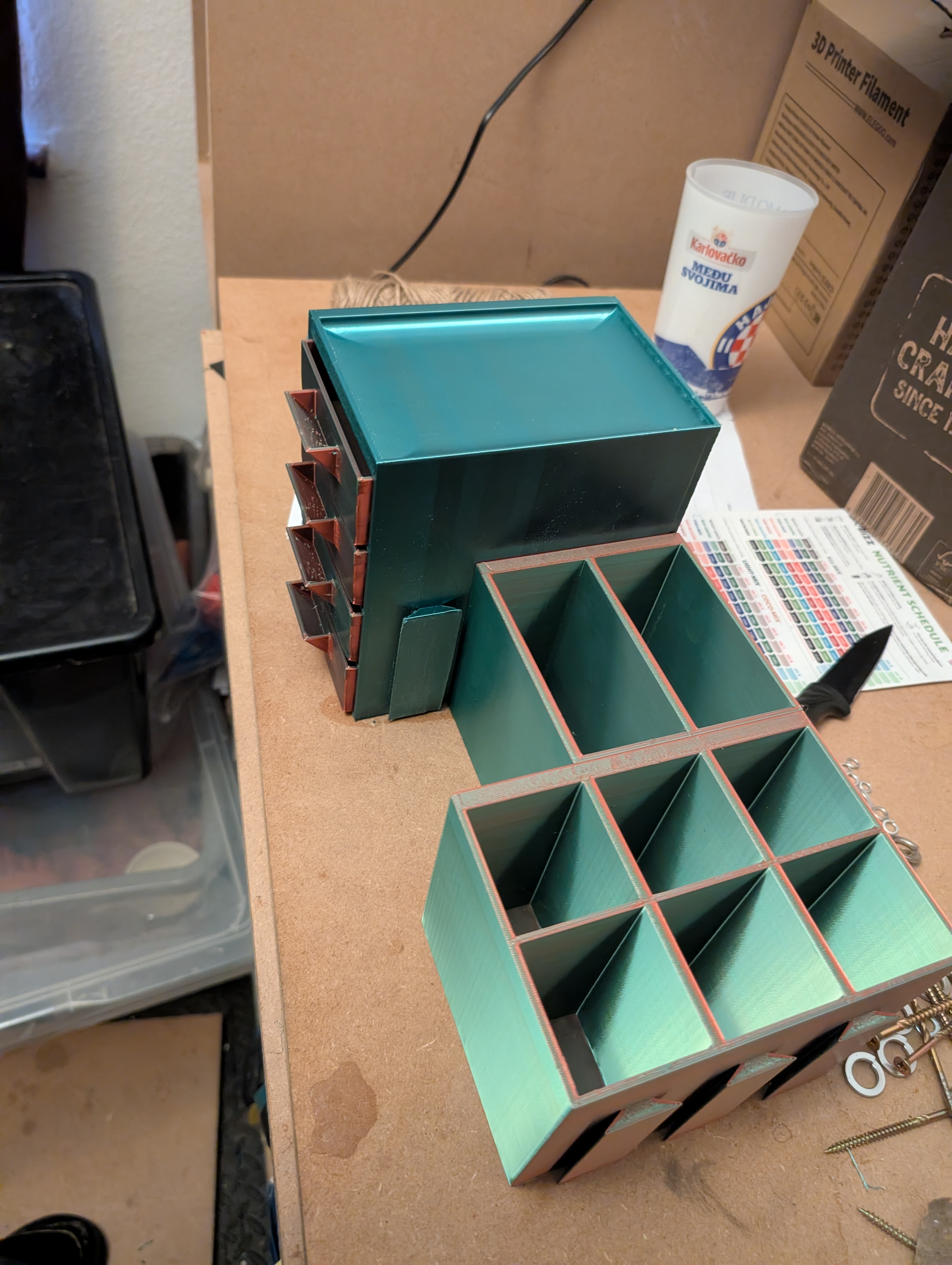 MODULAR DESK ORGANISER
