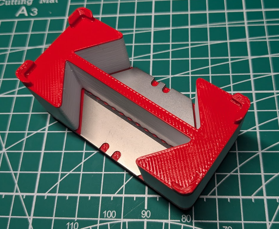 Utility Blade Storage Module Gridfinity [v2] 2mm Wider