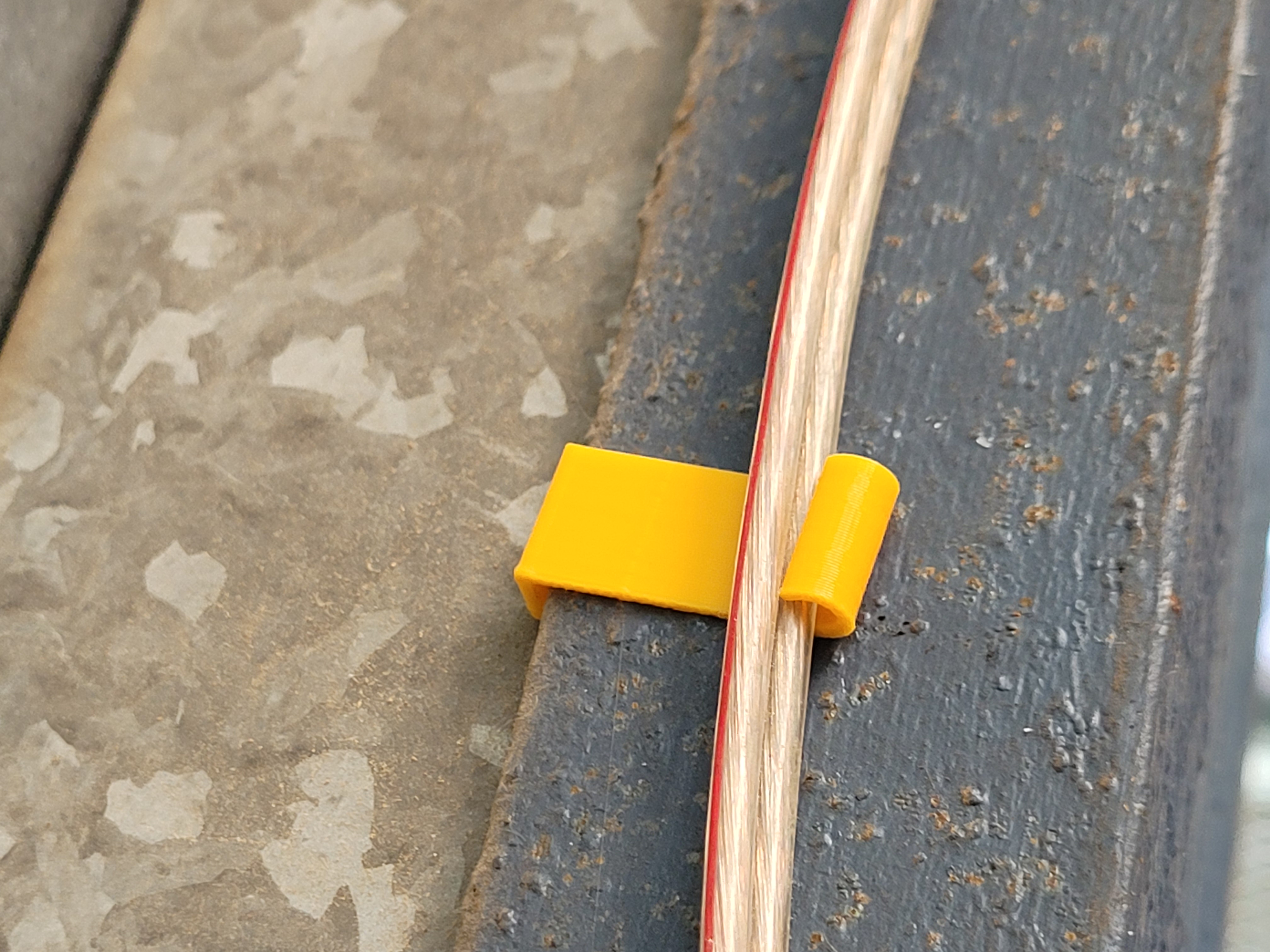 Miniatura 3 do modelo 3D small cable hanger hook
