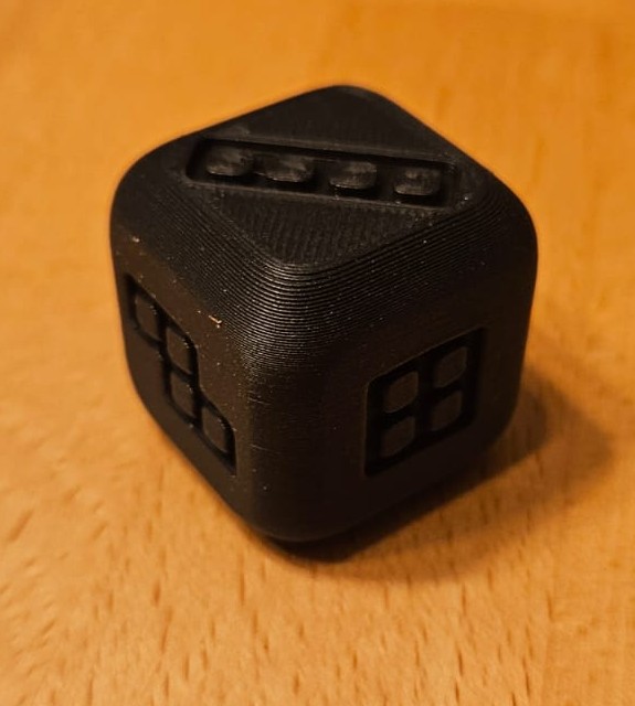 Simple Balance Tetris Dice