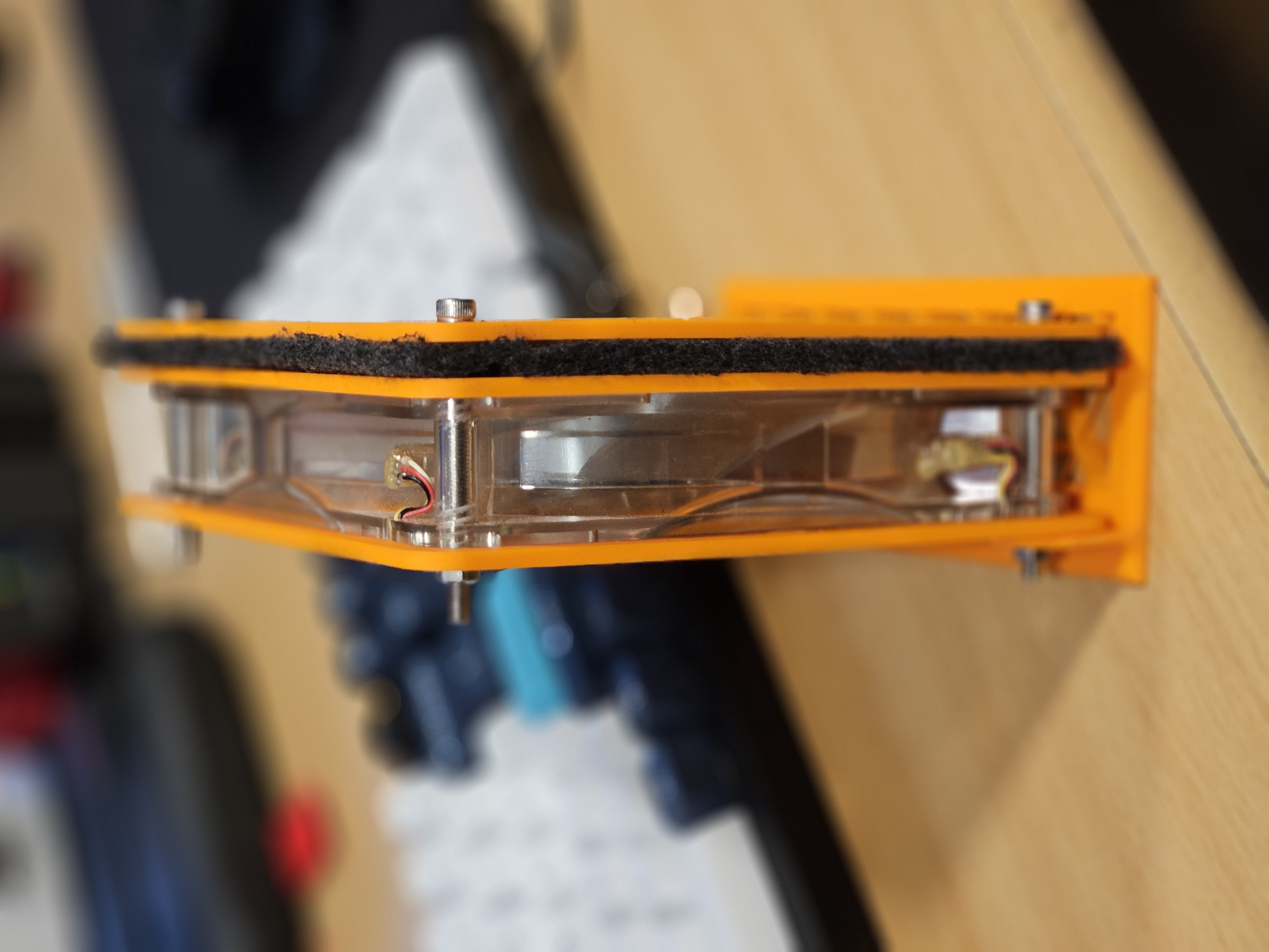 Crude/Quick/Simple sandwich soldering fume extractor 140mm — miniatura 2